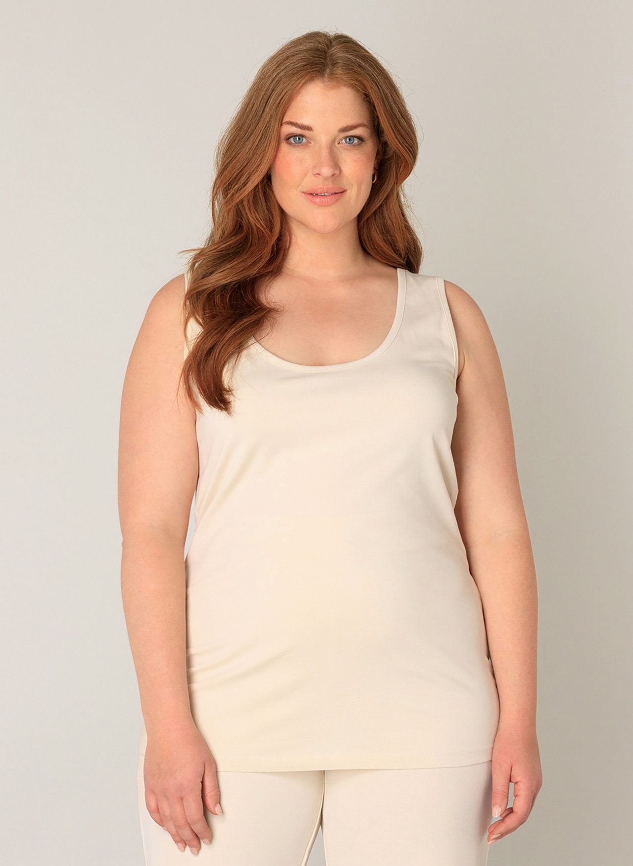 Base Level Curvy Tanktop in großen günstig online kaufen