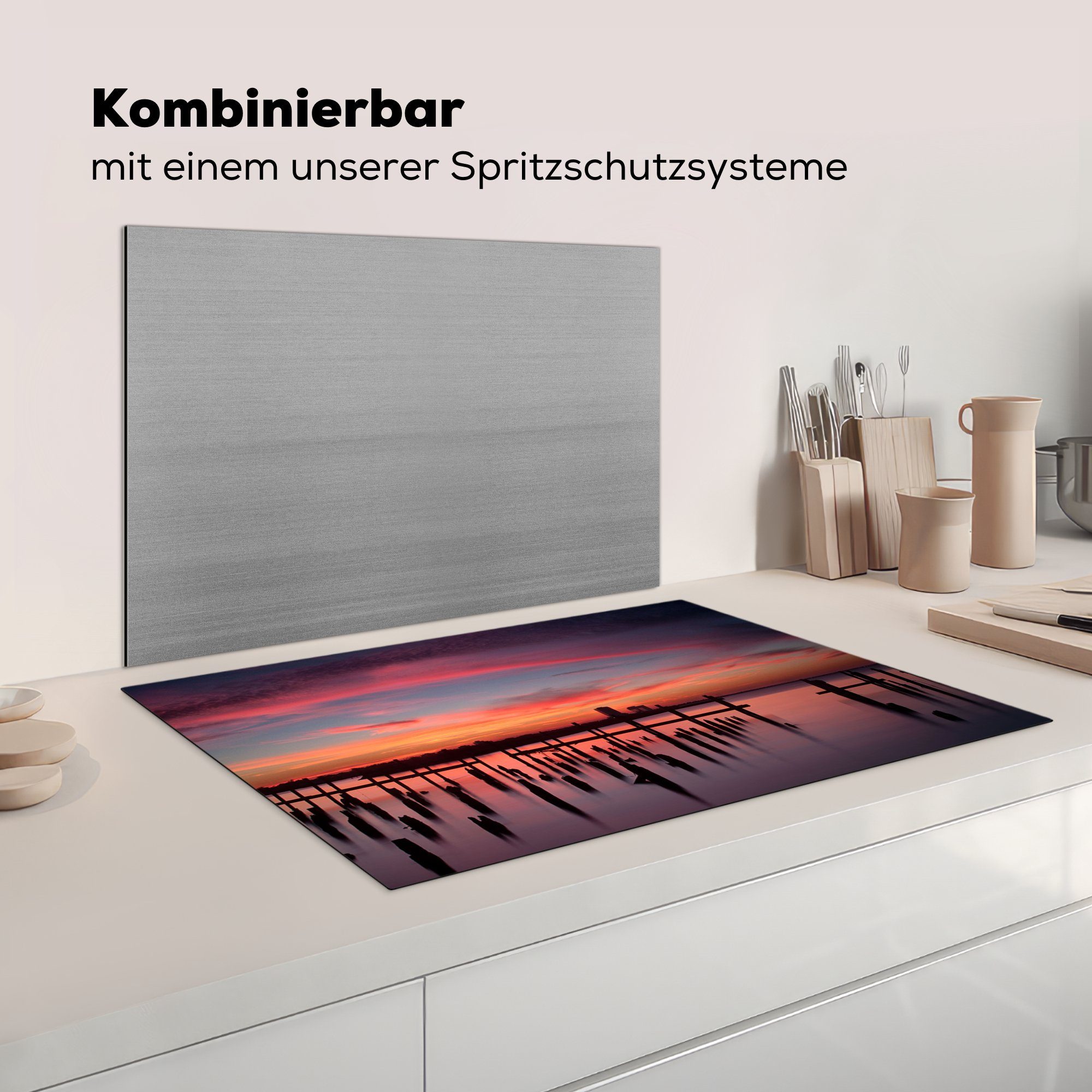 Herdblende-/Abdeckplatte Strand küche, Vinyl, 81x52 Schutz (1 bei MuchoWow Ceranfeldabdeckung tlg), die Induktionskochfeld cm, Sonnenuntergang, für