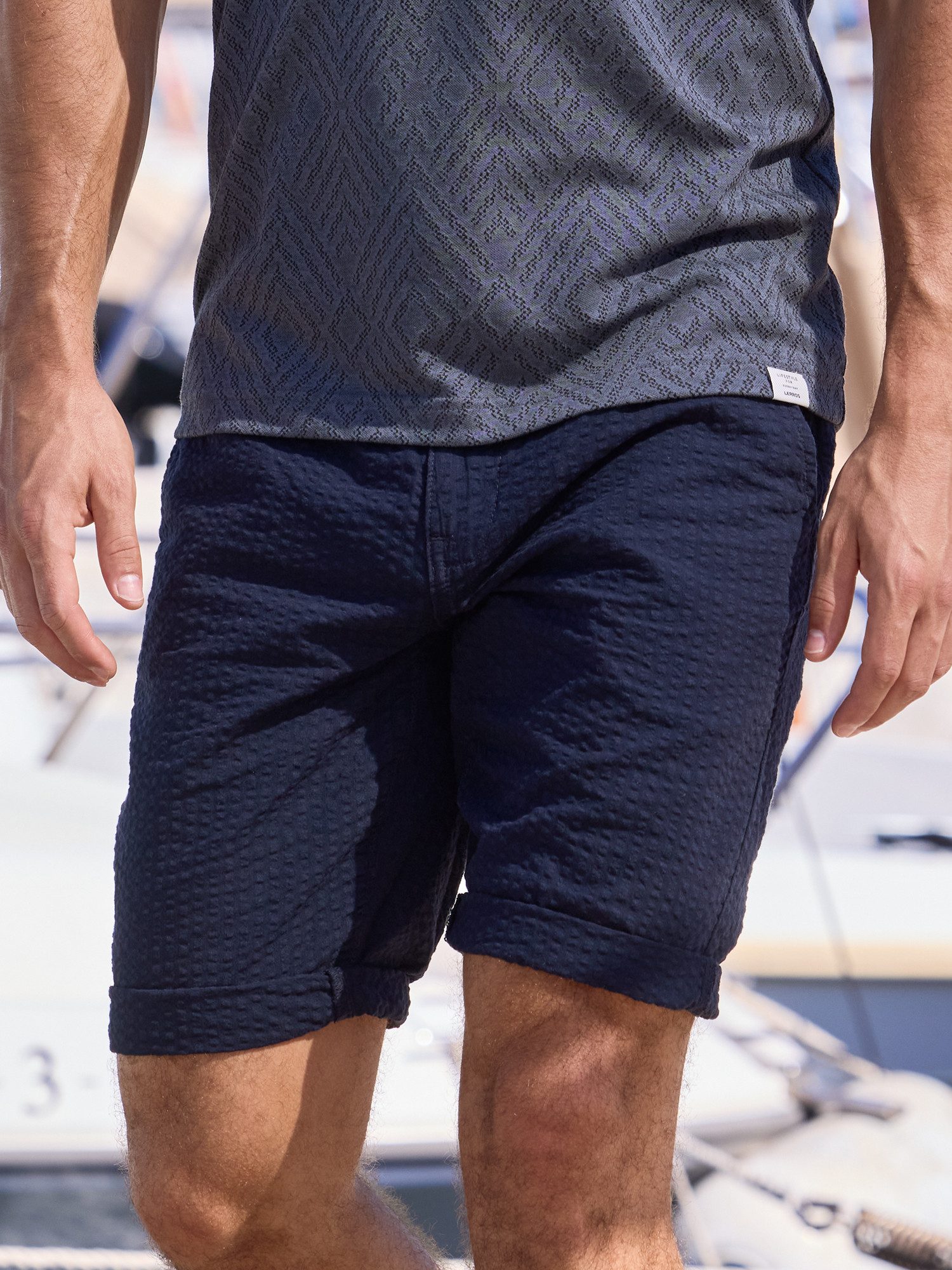 LERROS Chinoshorts Chino-Shorts aus Baumwolle in leichter Seersucker-Qualität
