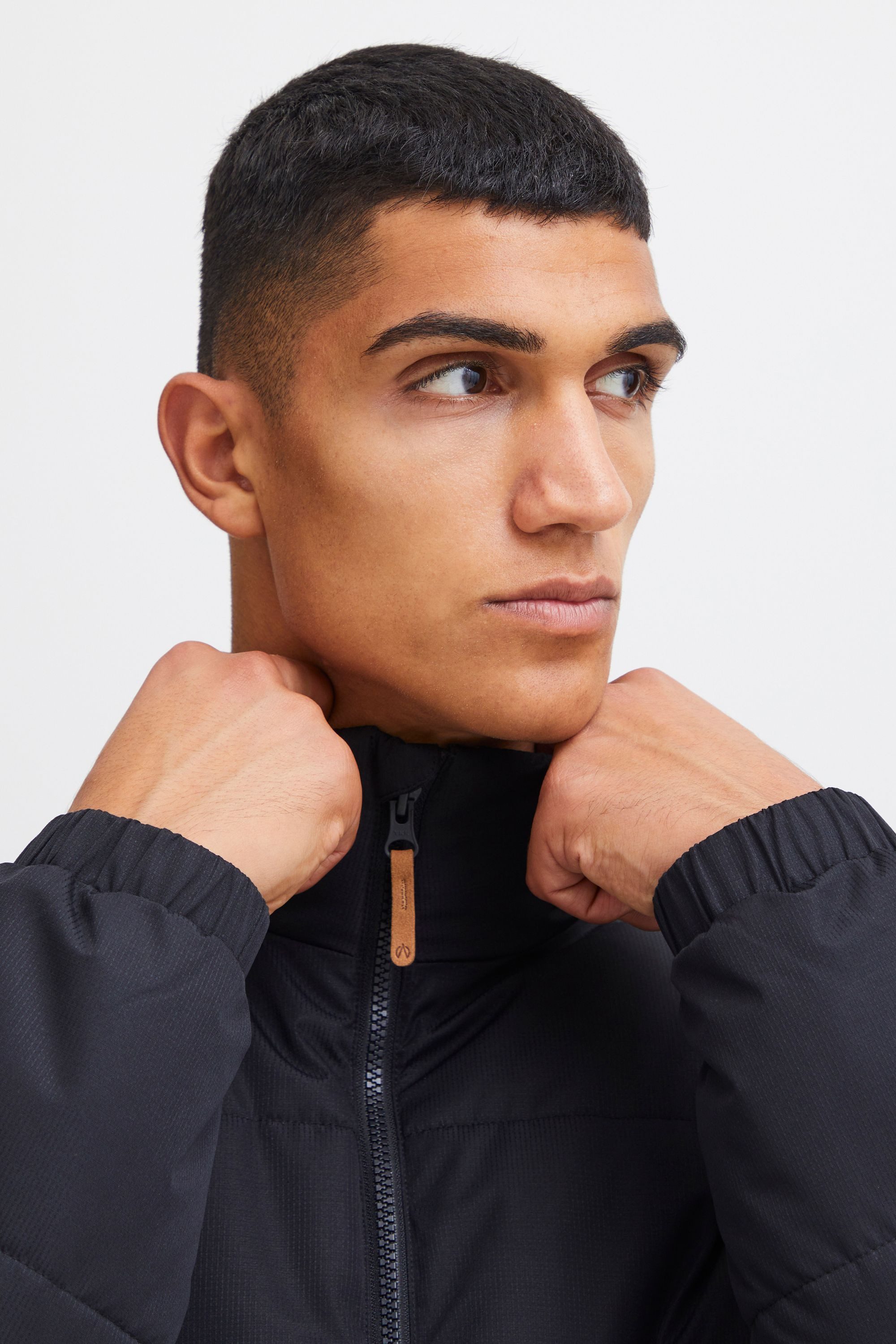 North Bend Steppjacke NBTownes M Wasserdichte Steppjacke mit hohem Kragen