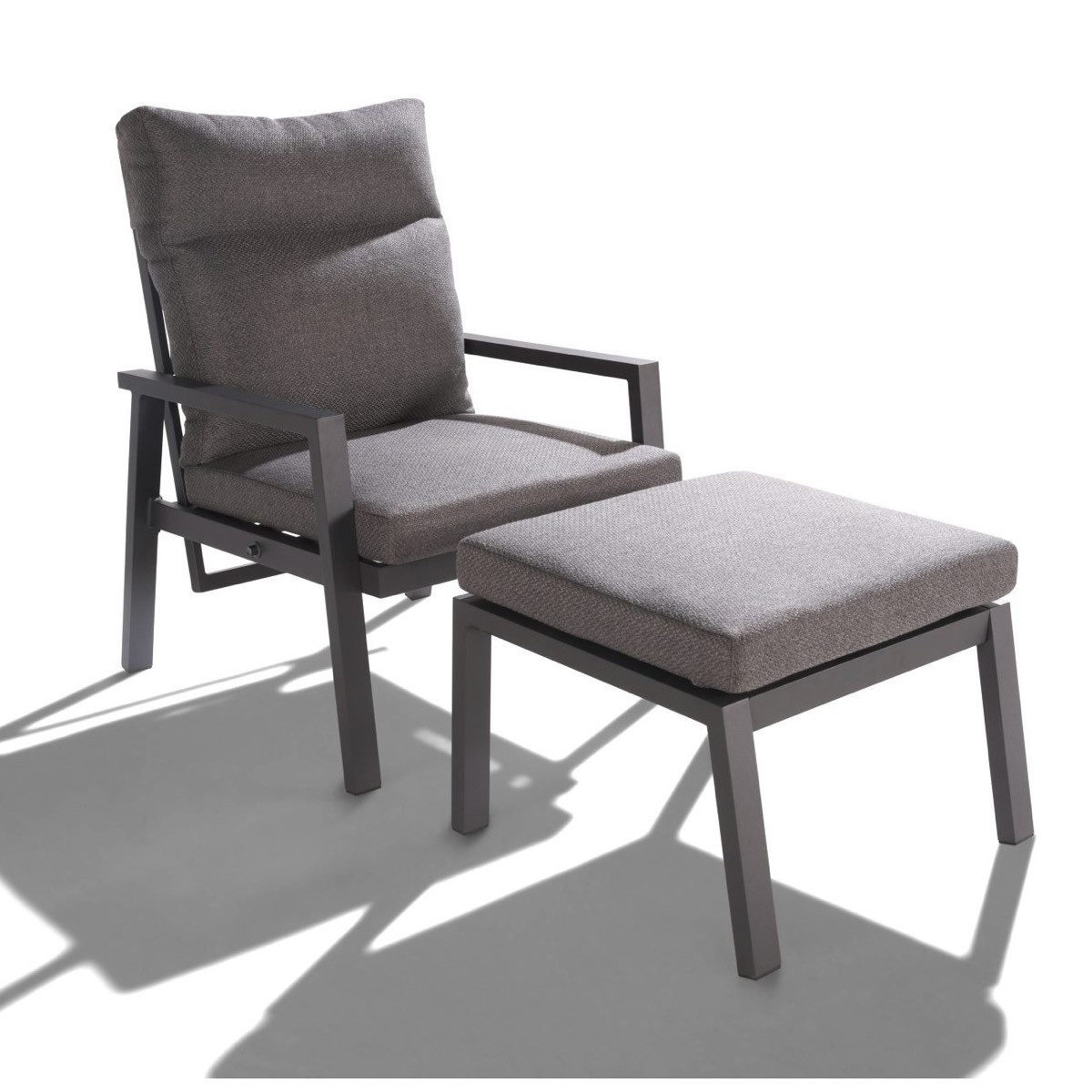 Liadomo Gartenlounge-Set Scapoli, Loungesessel mit Fußhocker, Outdoor-Set inkl. Polstern, (kompaktes Loungeset, 2-tlg), mit stufenlos verstellbarer Rückenlehne