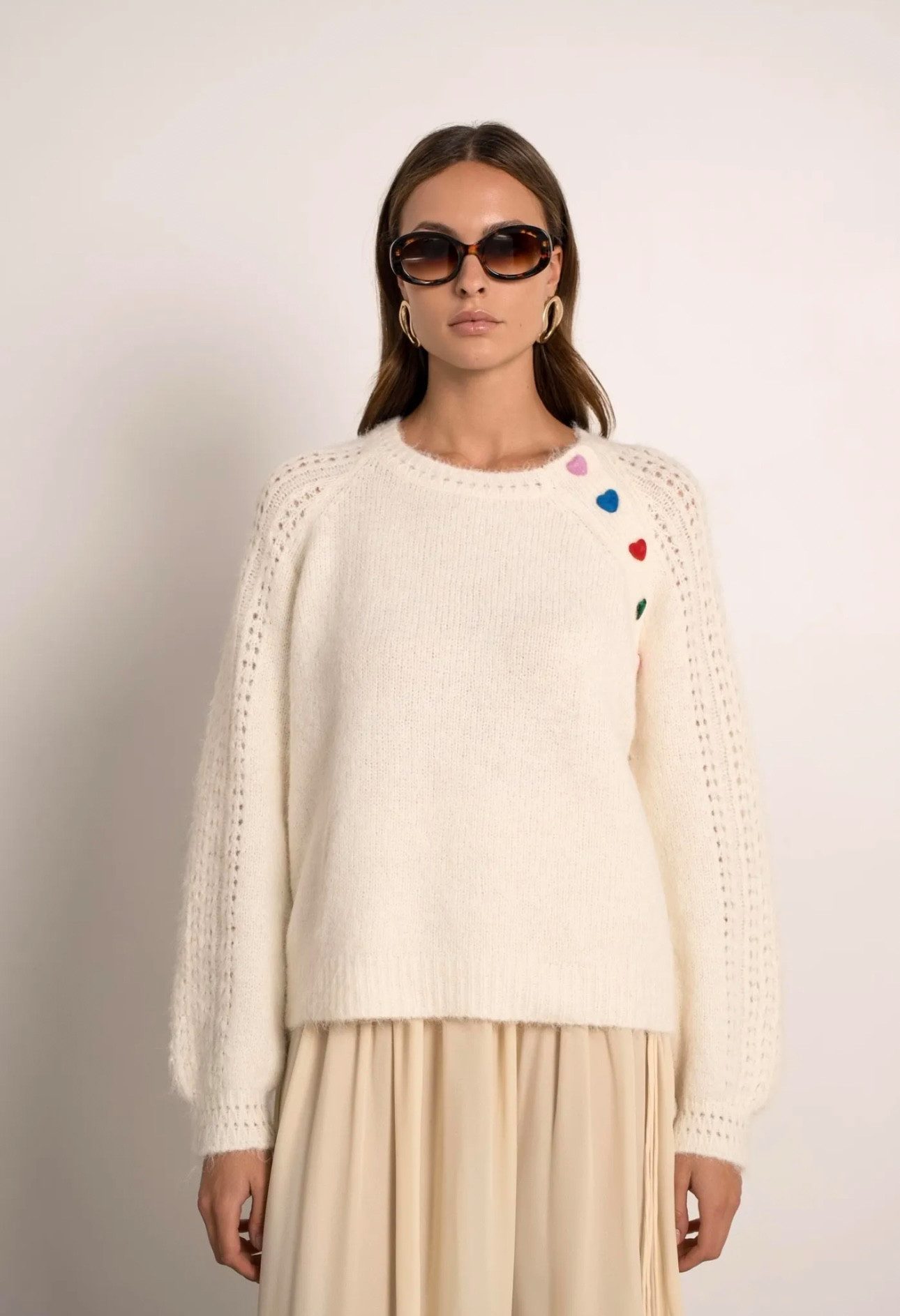 von Herzen Rundhalspullover Pulli mit bunten Herz-Applikationen – Lochmuste günstig online kaufen