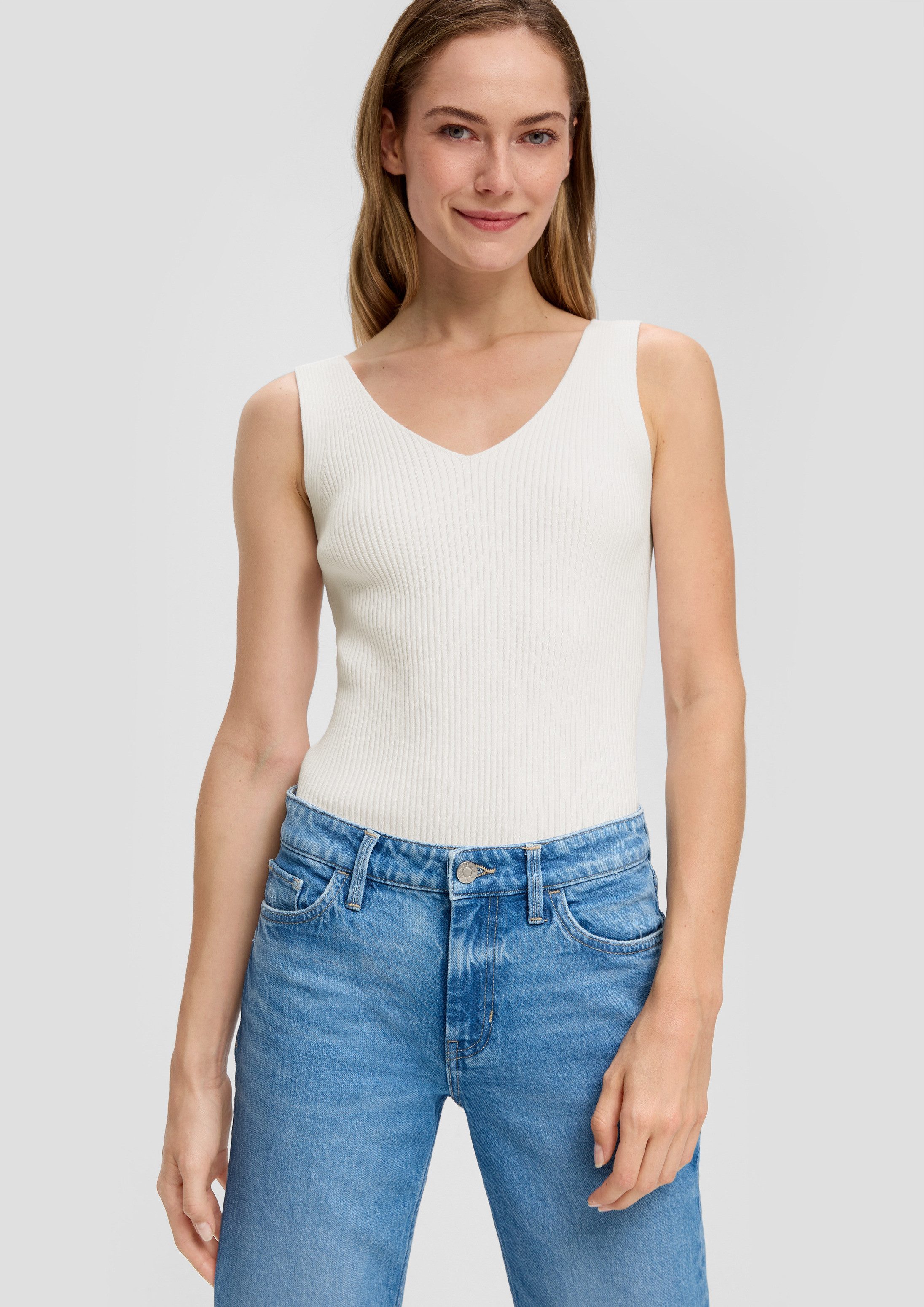 s.Oliver Muscleshirt Strickpullunder Geripptes Stricktop aus Viskosemix im Slim Fit