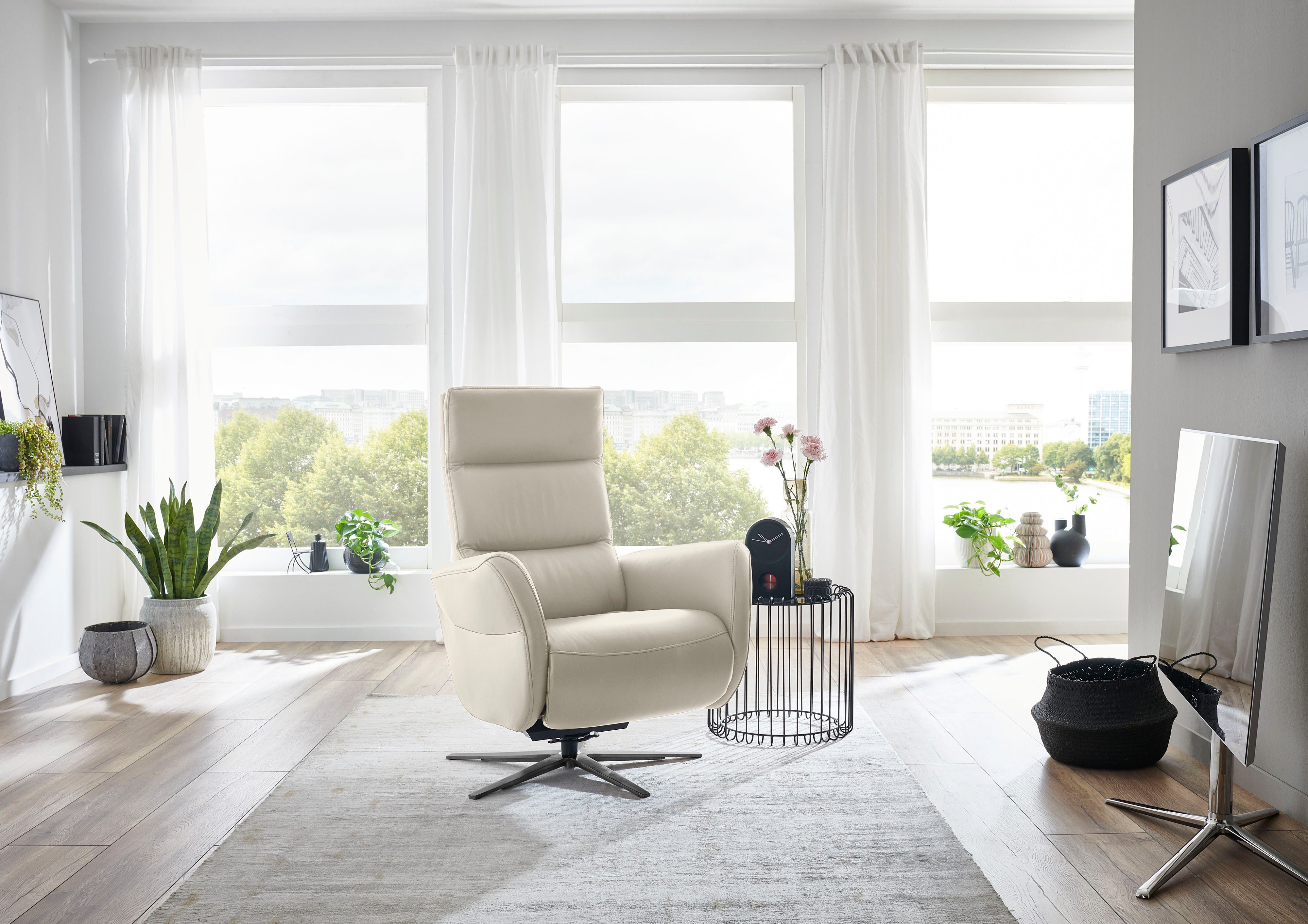 Die PlanBar Relaxsessel PN-RS20038 mit Metallsternfuß inkl. Relaxfunktion und Kopfverstellung (1-St), 360° drehbar, mit Gasdruckverstellung