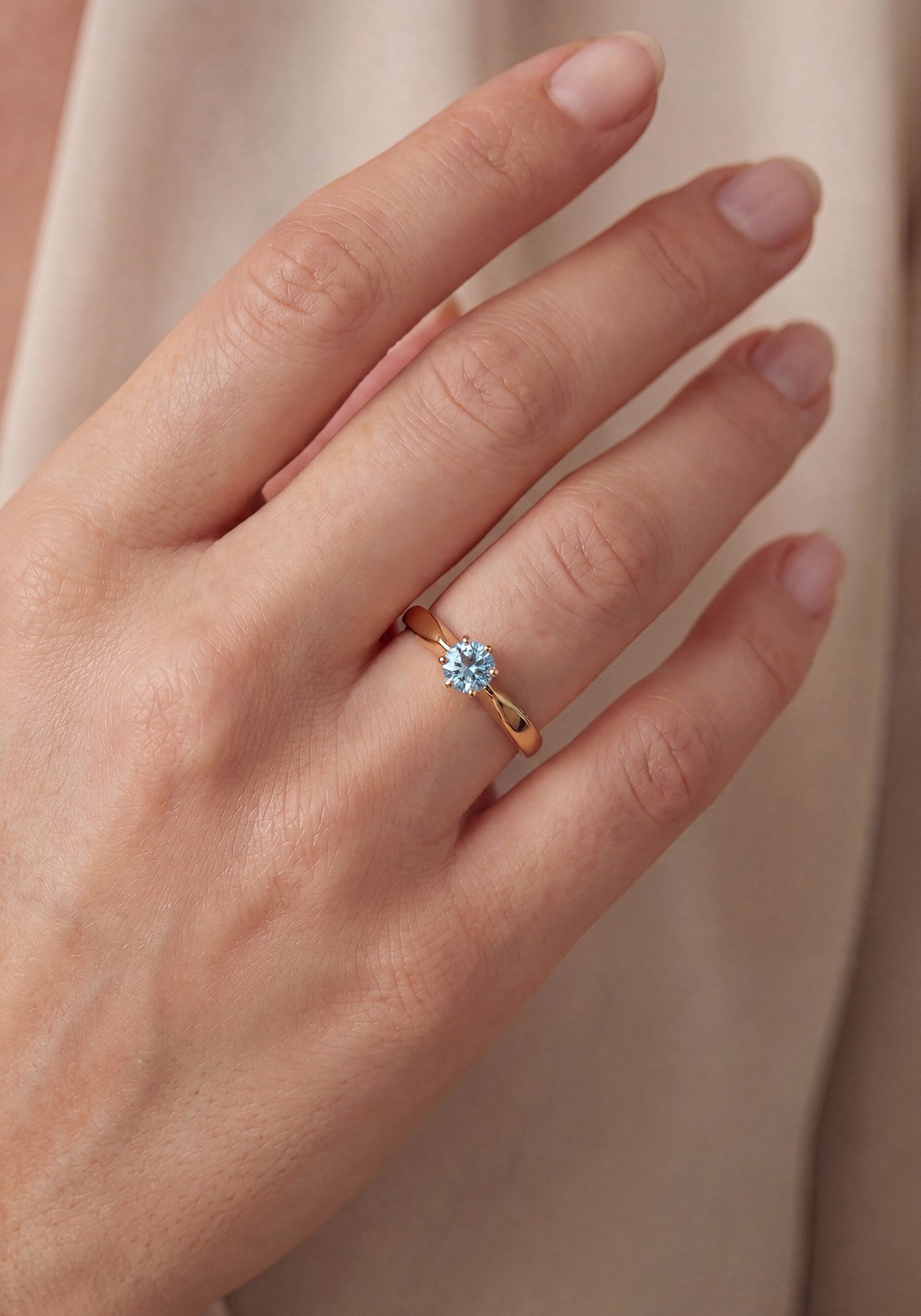 JOBO Fingerring, 585 Gold mit Aquamarin