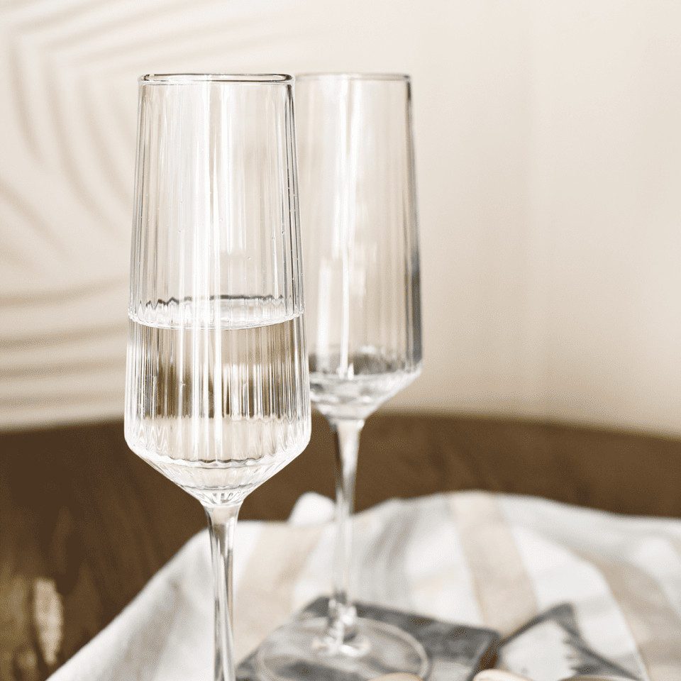 Sendez Sektglas 4er Set 250 ml geriffelt Prosecco Champagner Sektgläser Gläser, 4-tlg., Glas