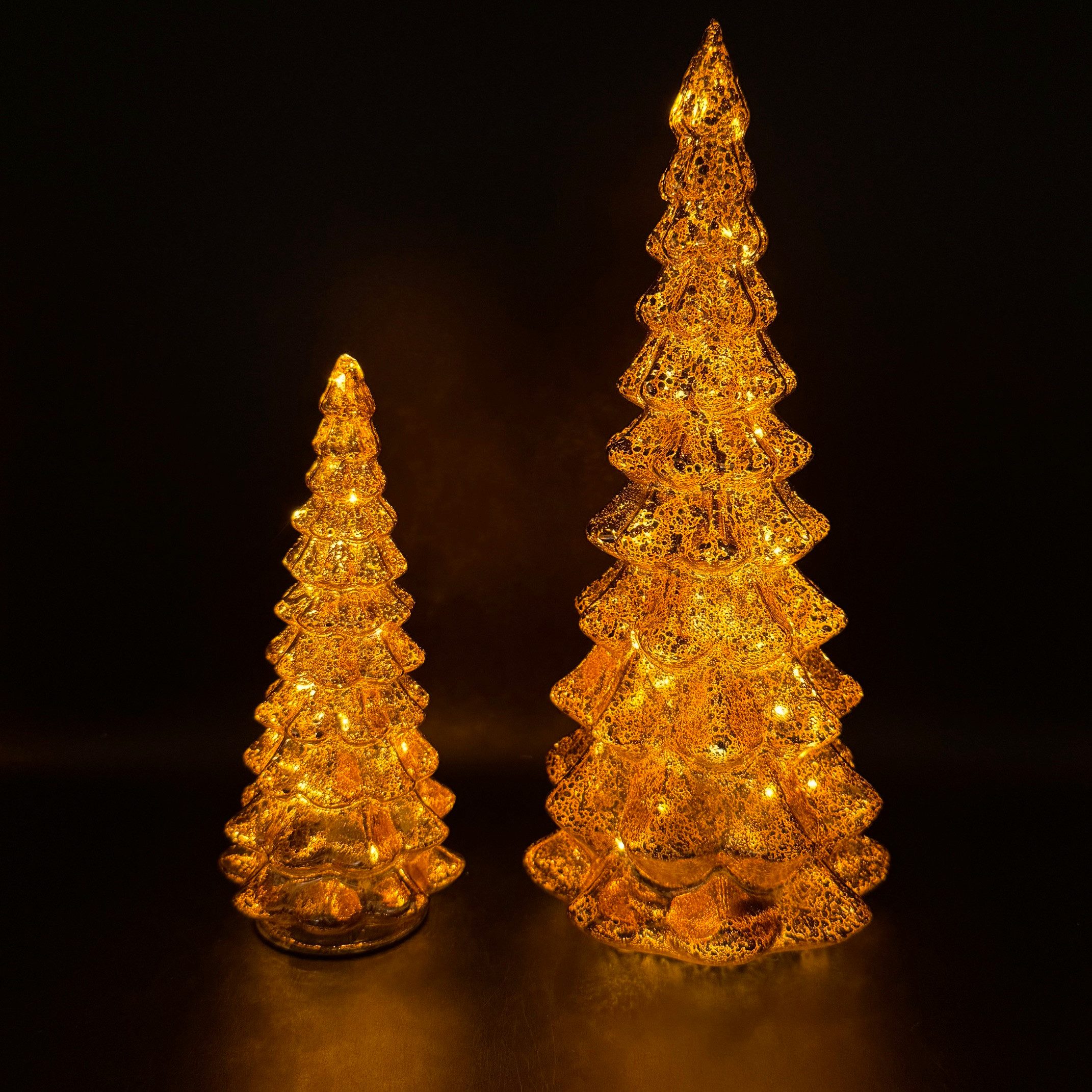 Online-Fuchs LED-Dekofigur Tannenbaum Set aus Glas mit LED-Lichterkette & Timer - Weihnachtsdeko (warmweiße Beleuchtung, in 4 Farben erhältlich), inklusive prak – Bild 4 von 4