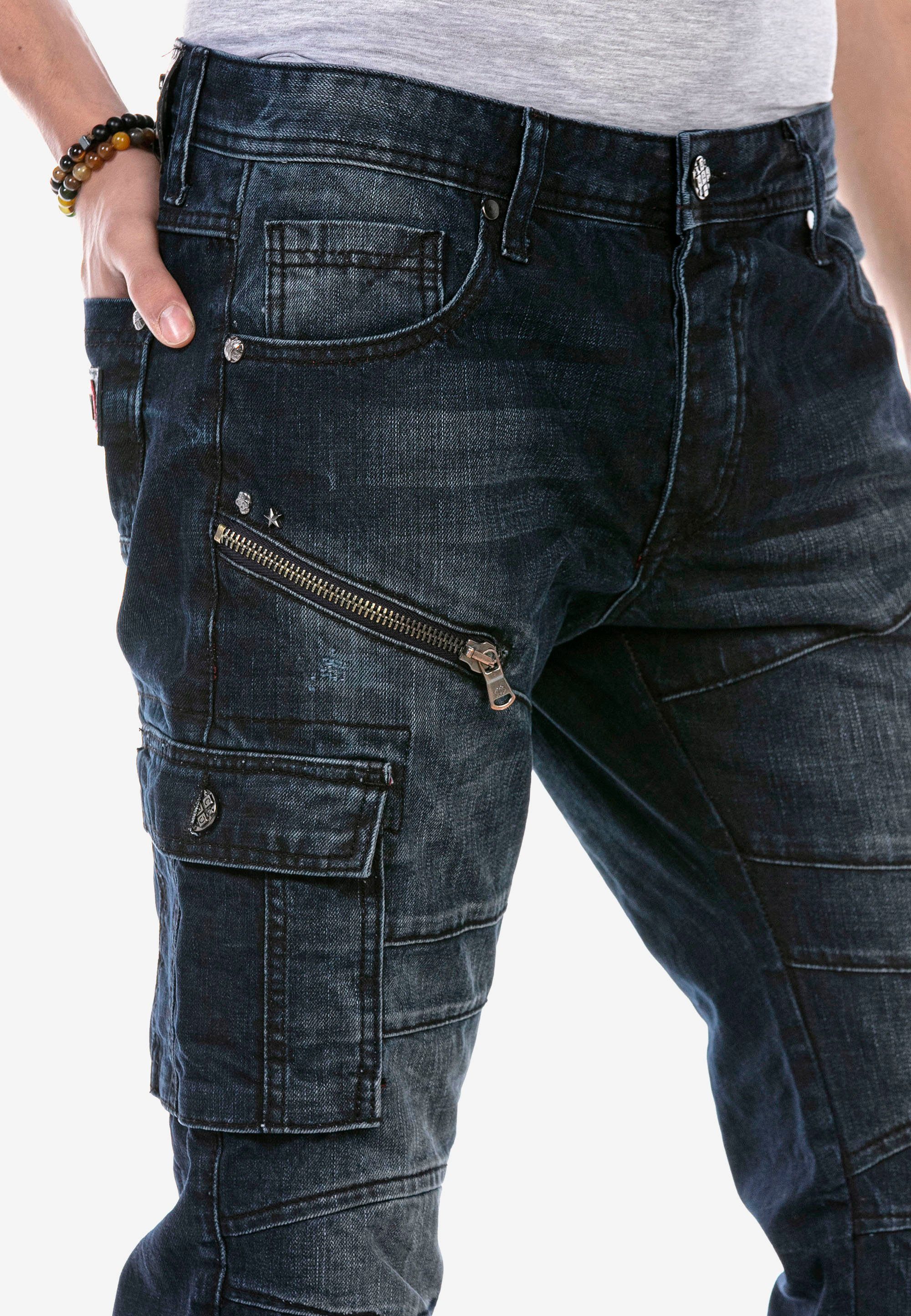 mit Baxx Cargotaschen trendigen & Cipo Straight-Jeans