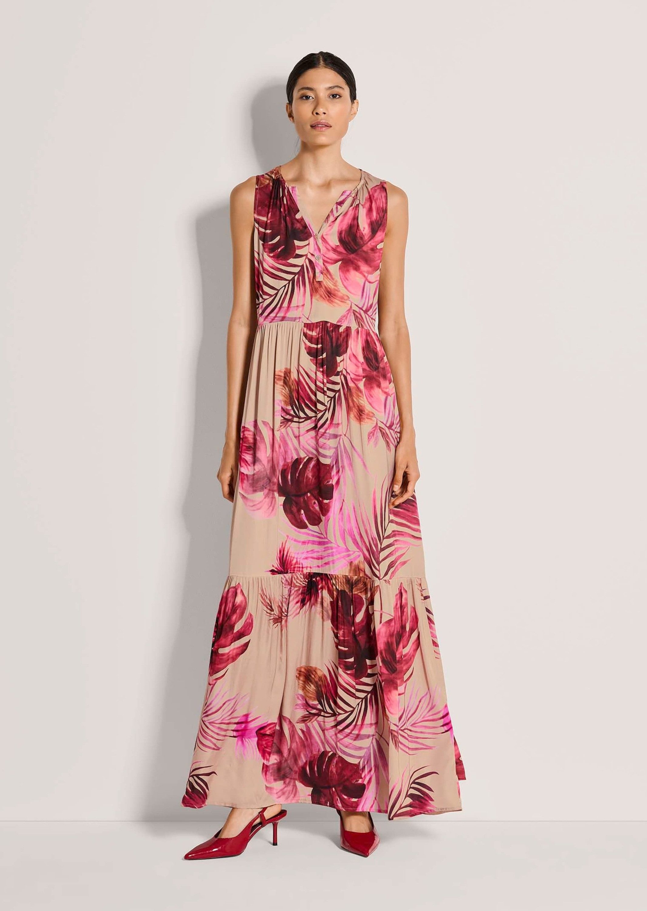 MADELEINE Maxikleid Maxikleid mit floralem Print Ärmelloses Viskosekleid mi günstig online kaufen