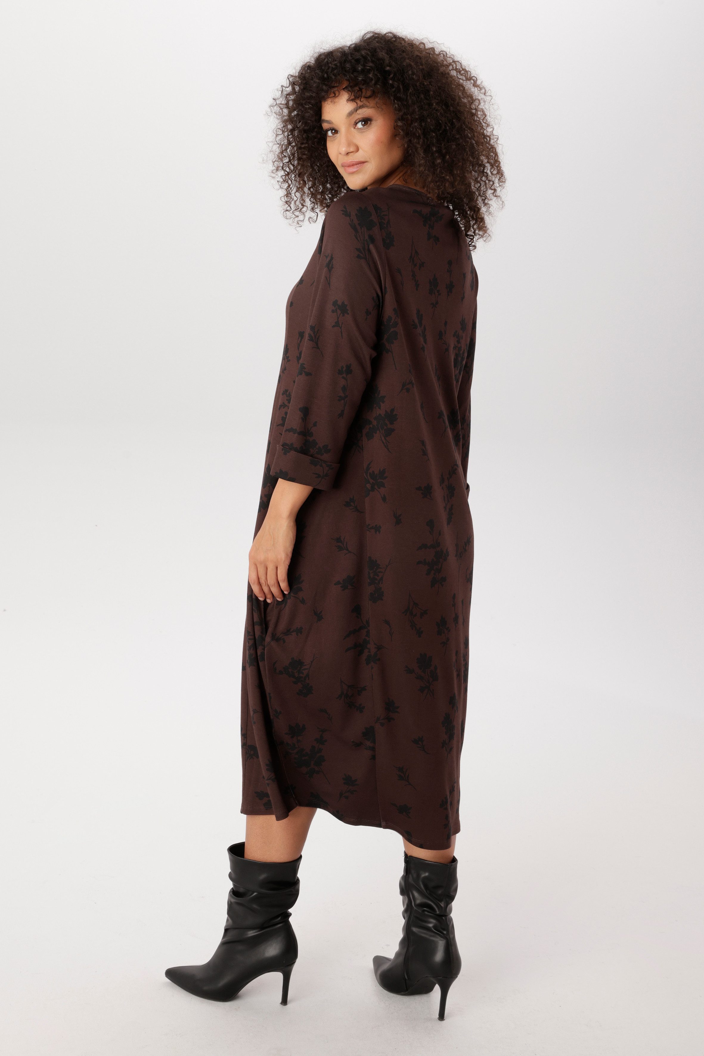 Aniston PLUS Jerseykleid mit denzenten Blumen bedruckt - NEUE KOLLEKTION