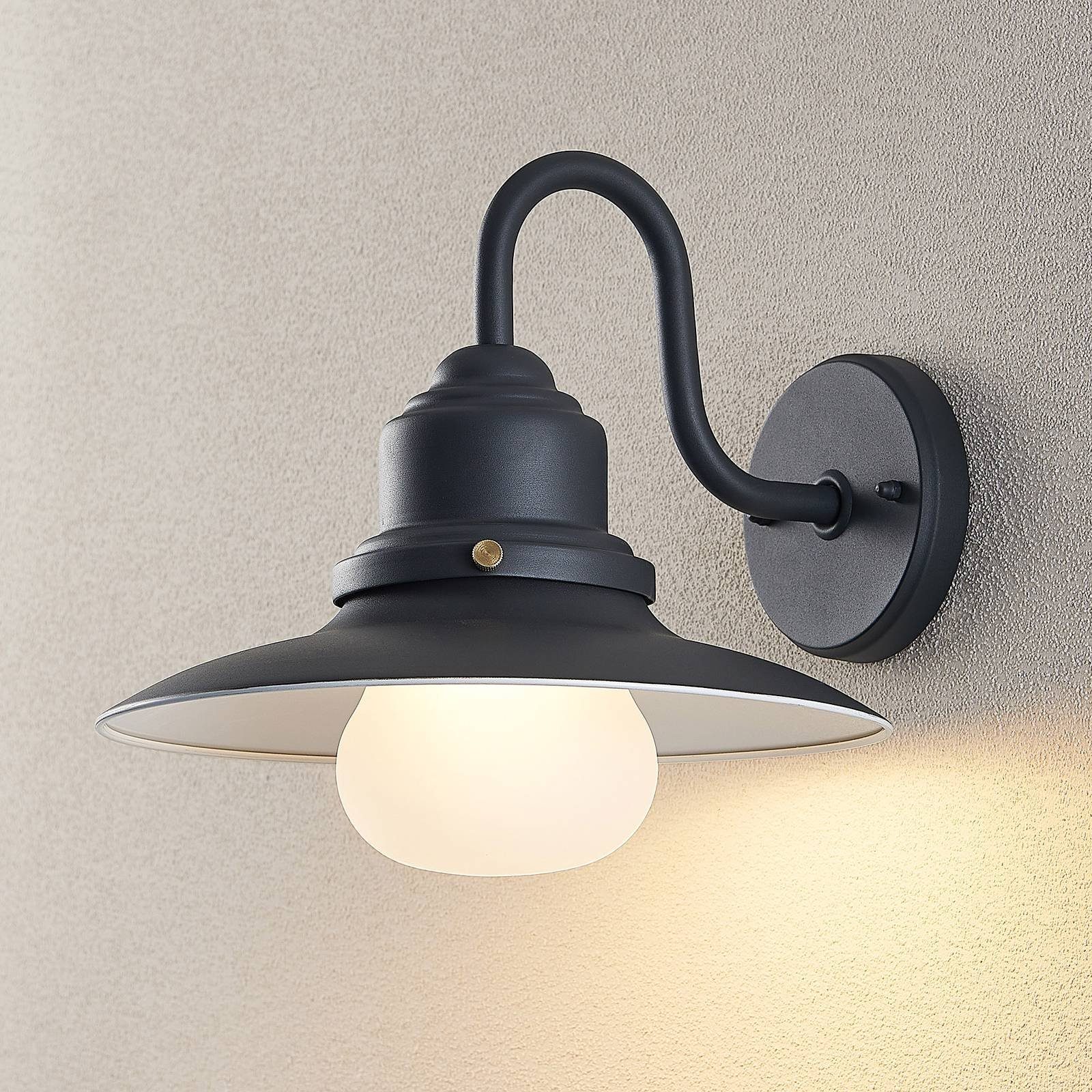 Lindby Außen-Wandleuchte Roisin, Metall, Alu IP44, 1 x 60 W