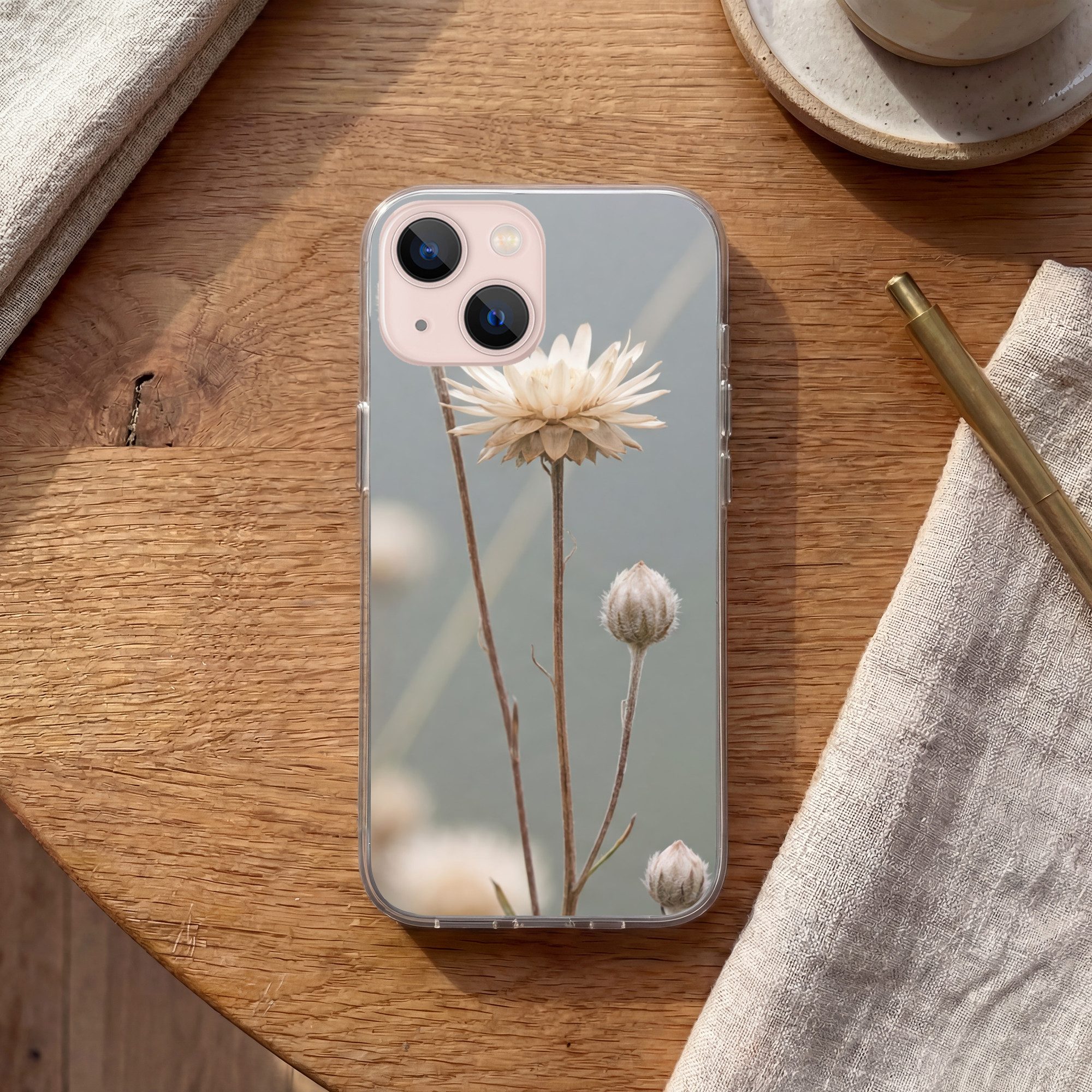 MuchoWow Handyhülle für Apple iPhone 13 Strohblumen - Weiß - Tageslicht, Smartphone-Bumper, Print, Handy Schutzhülle Dünn