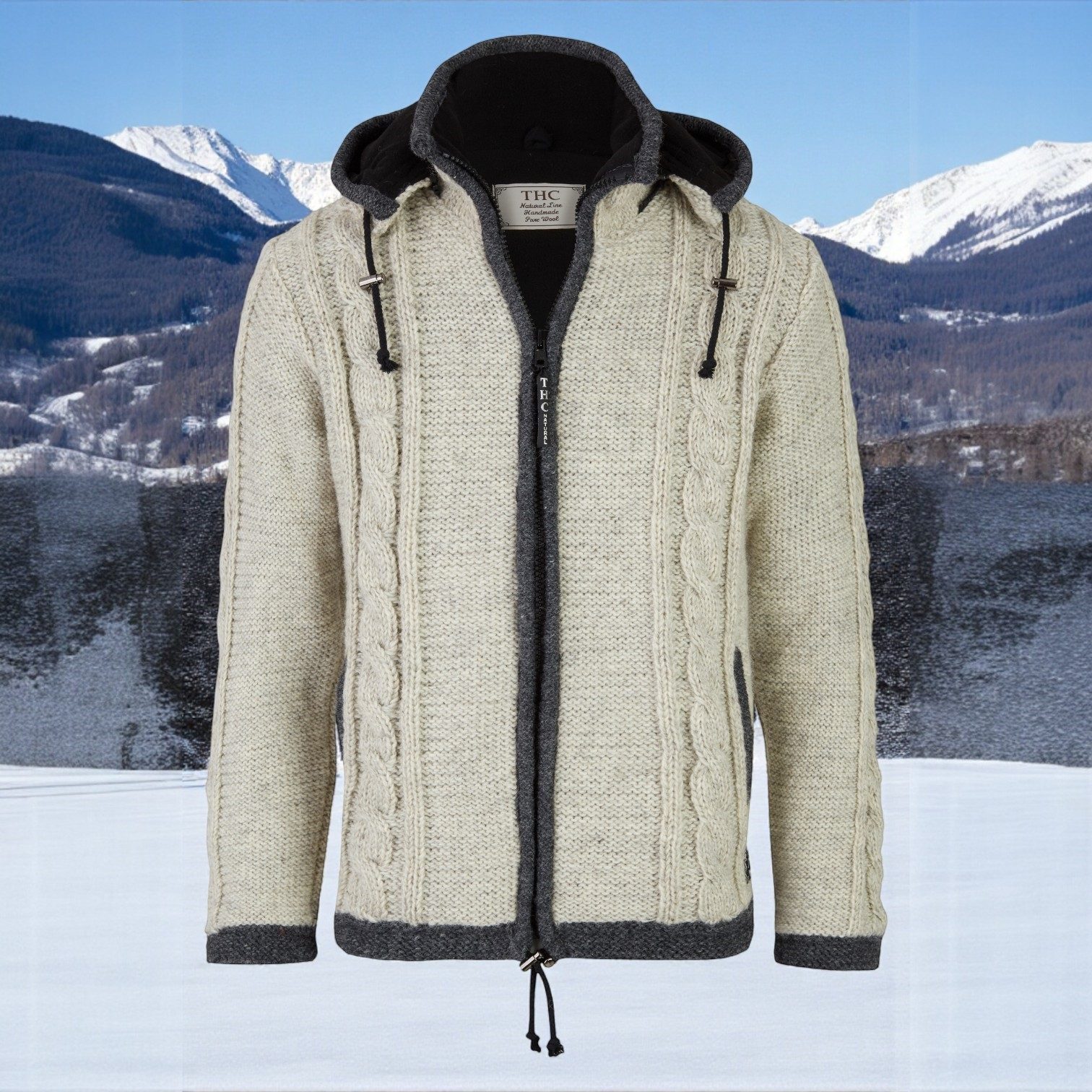 THC Natural Line Strickjacke THC Schafwollstrickjacke 850 weiß (1 Stück, 1-tlg., 1 Stück) Strickjacke mit abnehmbarer Kapuze – Bild 5 von 5