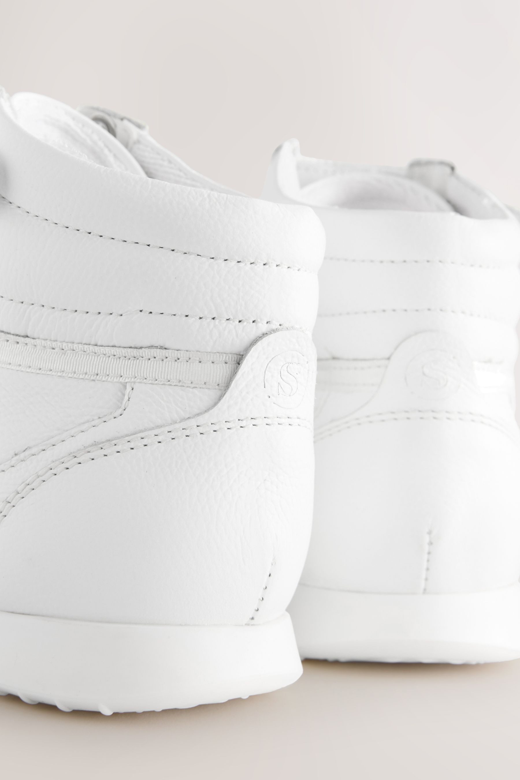 self Self. Hoher Schnürsneaker aus Leder günstig online kaufen