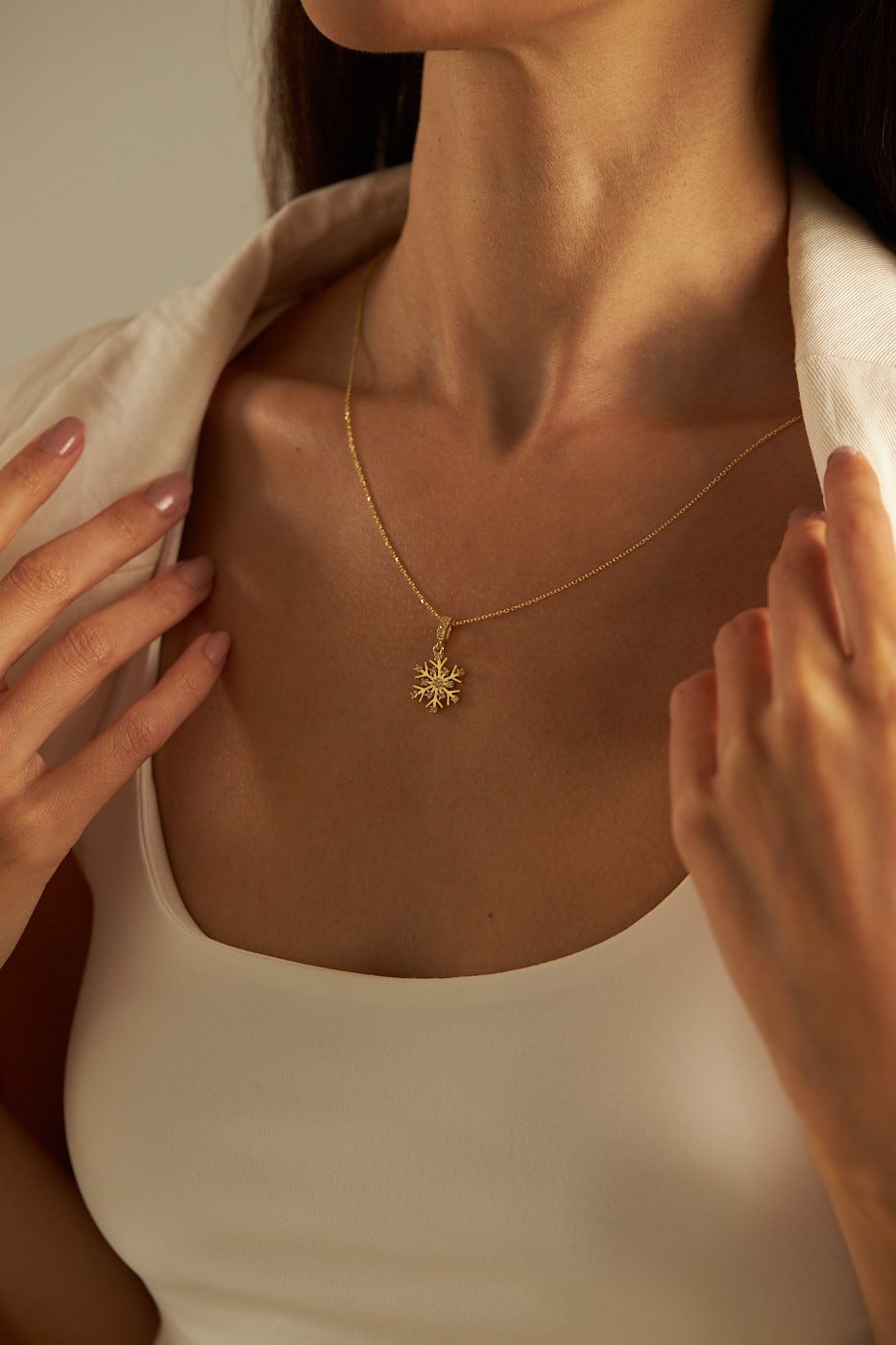 Einzelstück Charm-Kette Snow Crystal Halskette mit Schneeflocke Anhänger 92 günstig online kaufen