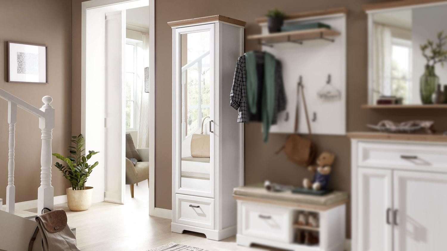 Innostyle Garderobenschrank Garderobenschrank Jasmin Flurmöbel Pinie hell und Artisan Eiche 65x204