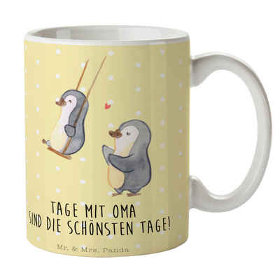 Mr. & Mrs. Panda Tasse Pinguin Oma schaukeln - Gelb Pastell - Geschenk, Muttertag, Omi, Kaff, Keramik