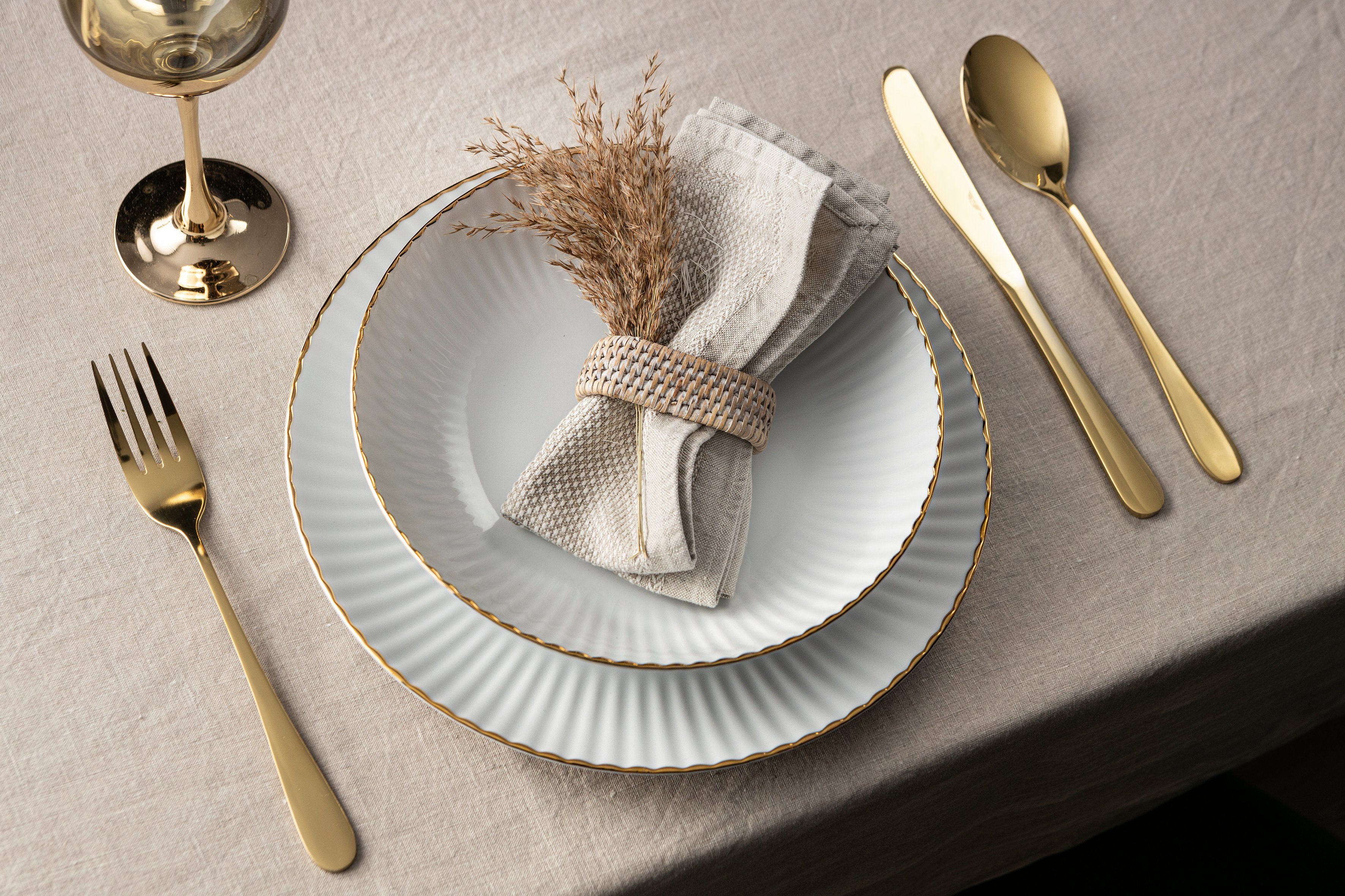 OTTO home Tafelservice Teller Set, Geschirr-Set Ezzo (12-tlg), 6 Personen, Porzellan, Goldband, Made in Europe, 12 Teile, für 6 Personen