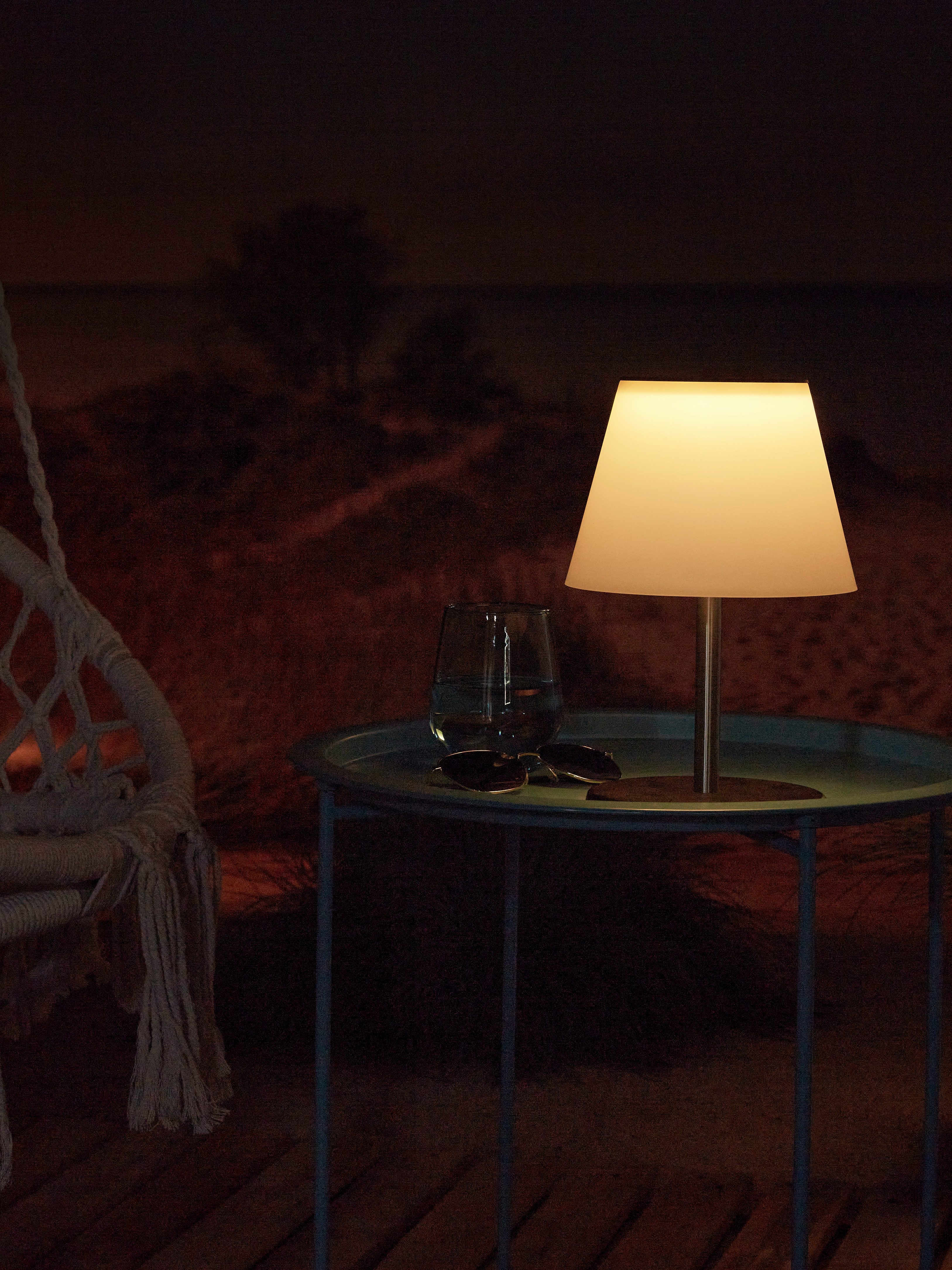 Luxform Außen-Tischleuchte Solar-Tischlampe - Maspalomas - LED - 15 Lumen, LED fest integriert, Solarbetrieben