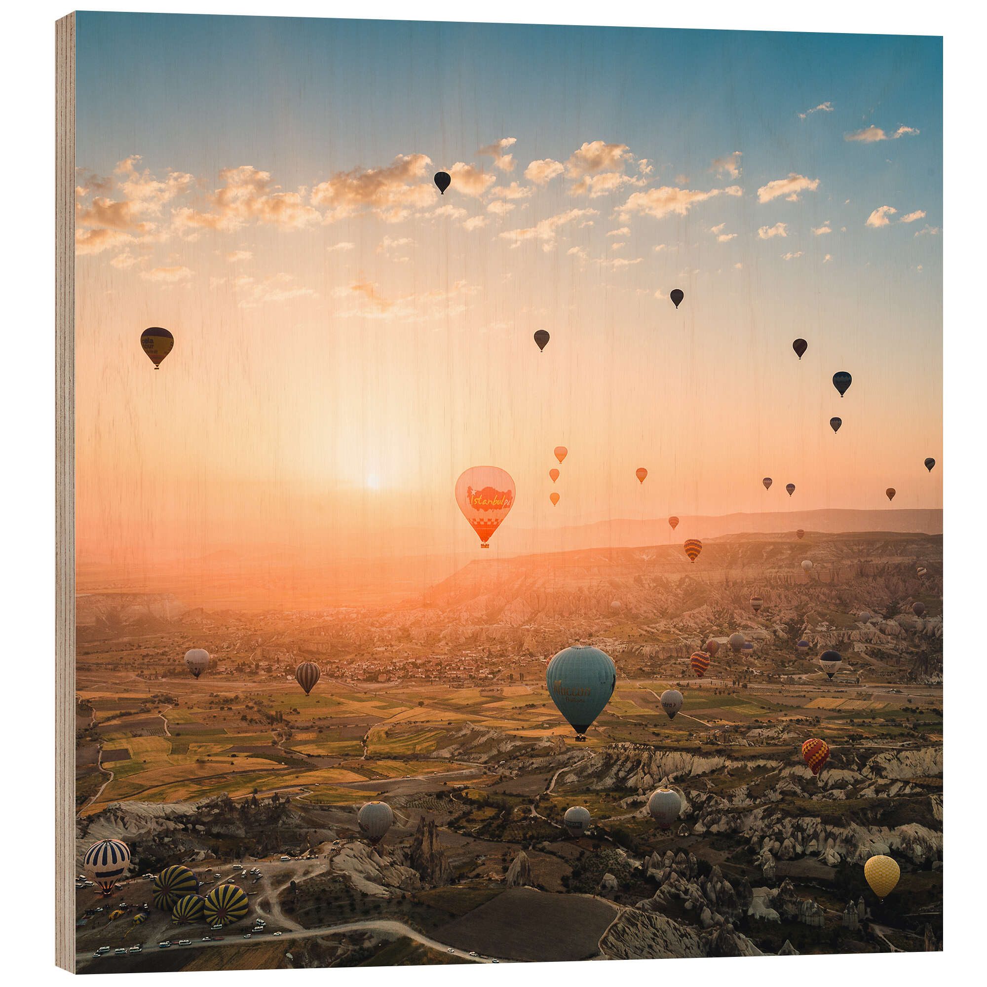 Posterlounge Holzbild Marcel Gross, Ballonflug im Sonnenaufgang über Kappadokien, Schlafzimmer Fotografie