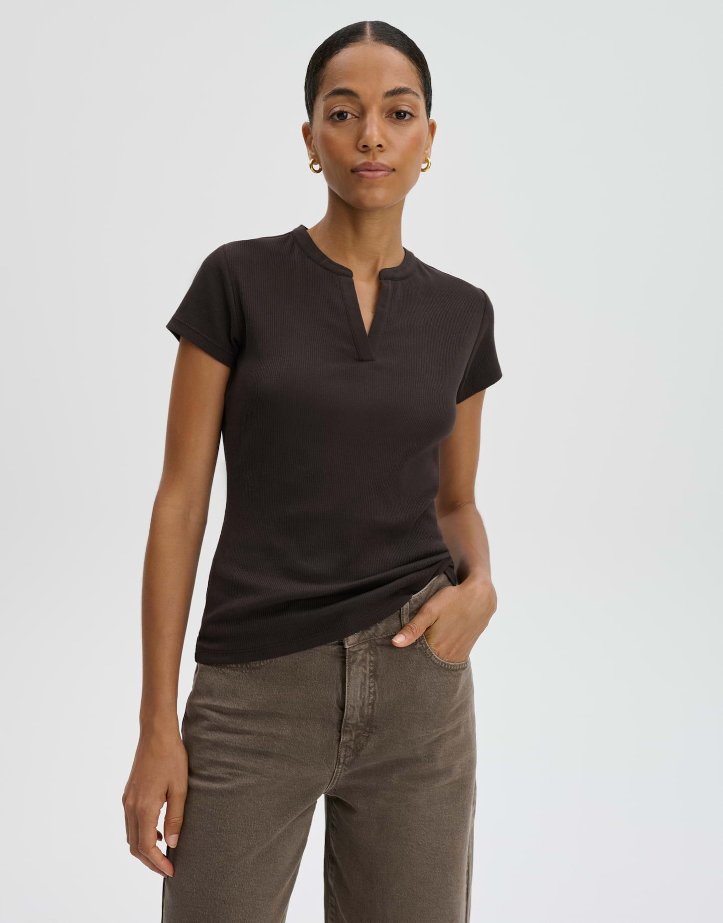 someday Kurzarmshirt Kleoh detail mit V-Ausschnitt Stehkragen, schmale Silhouette für cleanen Look