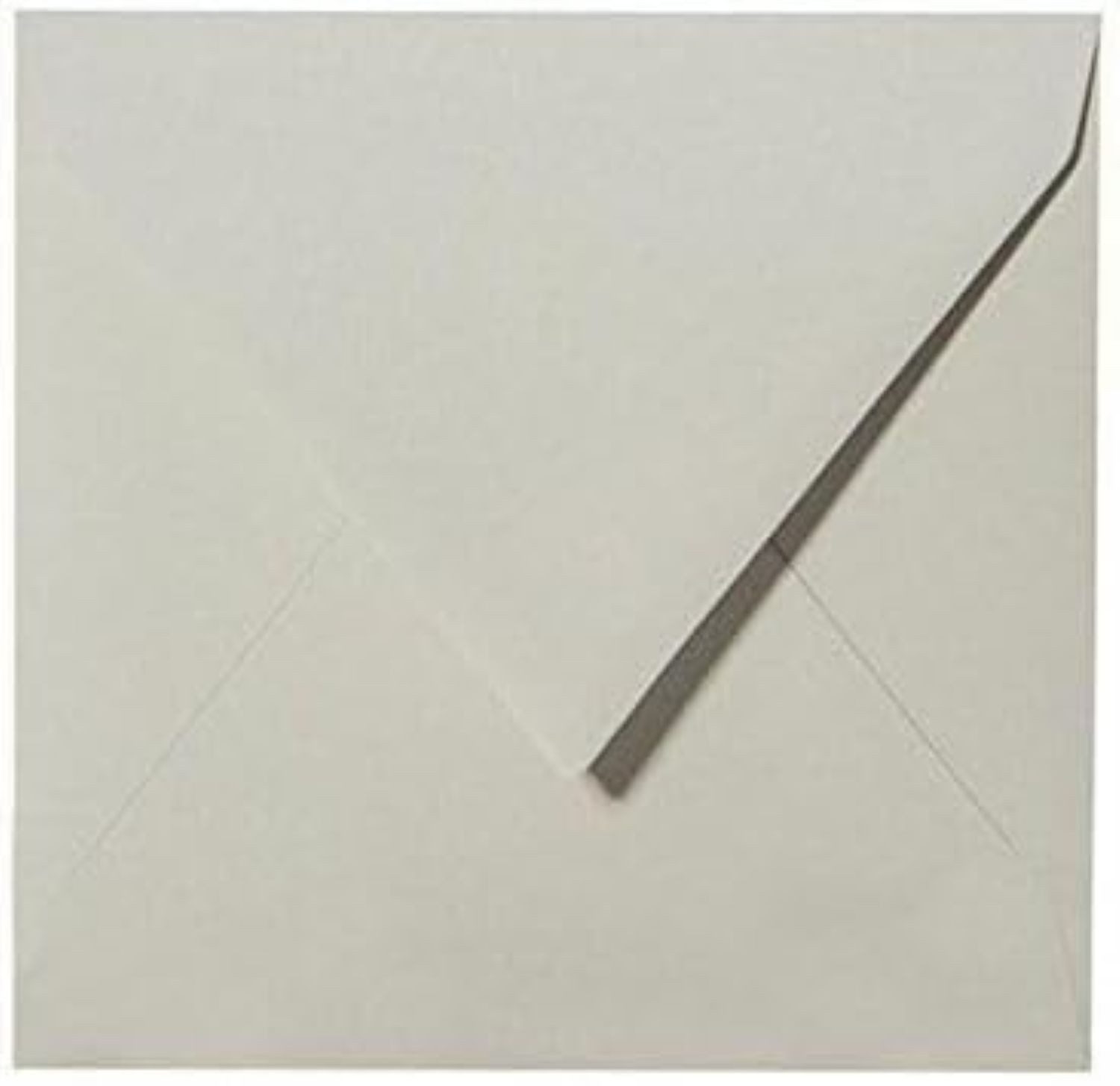 Briefumschläge24Plus Briefumschlag 25 St.Briefumschläge Quadratisch 13 x 13 cm feuchtklebend Hell Grau, 130 x 130 mm Briefumschläge Recyceltes Material