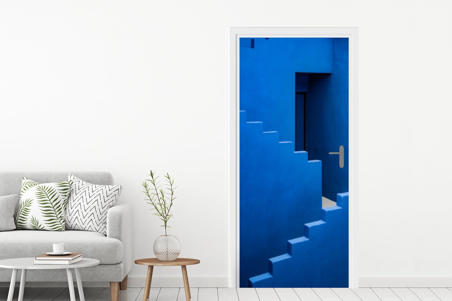 Blau Fototapete cm Tür, Türaufkleber, MuchoWow für St), - Matt, Türtapete Treppe 75x205 - Gebäude, (1 - bedruckt, Architektur