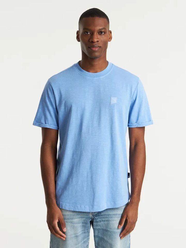 CHASIN' T-Shirt – Regular Fit Kurzarmshirt im Used Look mit Garment-Dye-Färbung