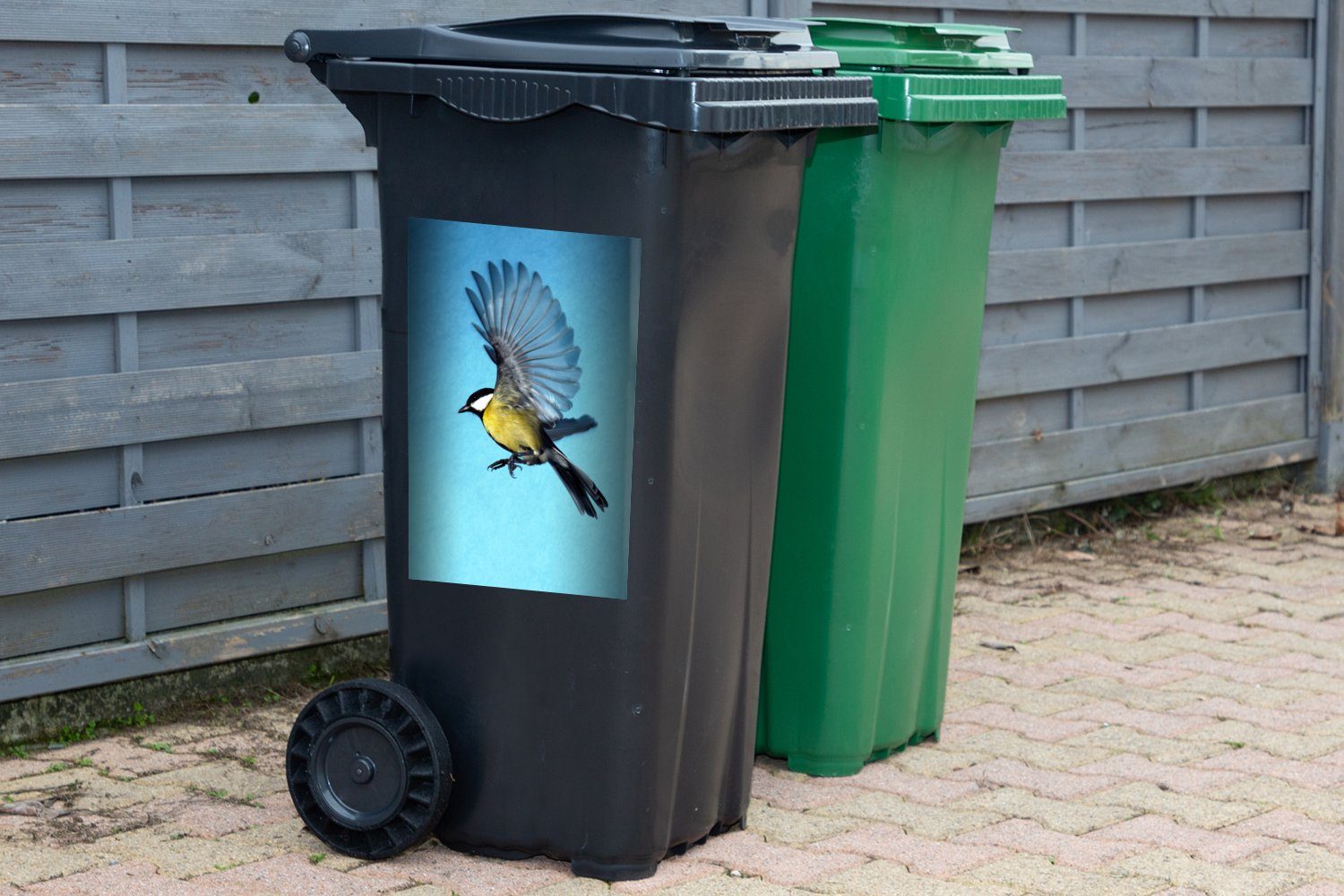 (1 MuchoWow Eine Abfalbehälter blauem Mülleimer-aufkleber, Mülltonne, Sticker, Hintergrund Container, Wandsticker vor Kohlmeise St),