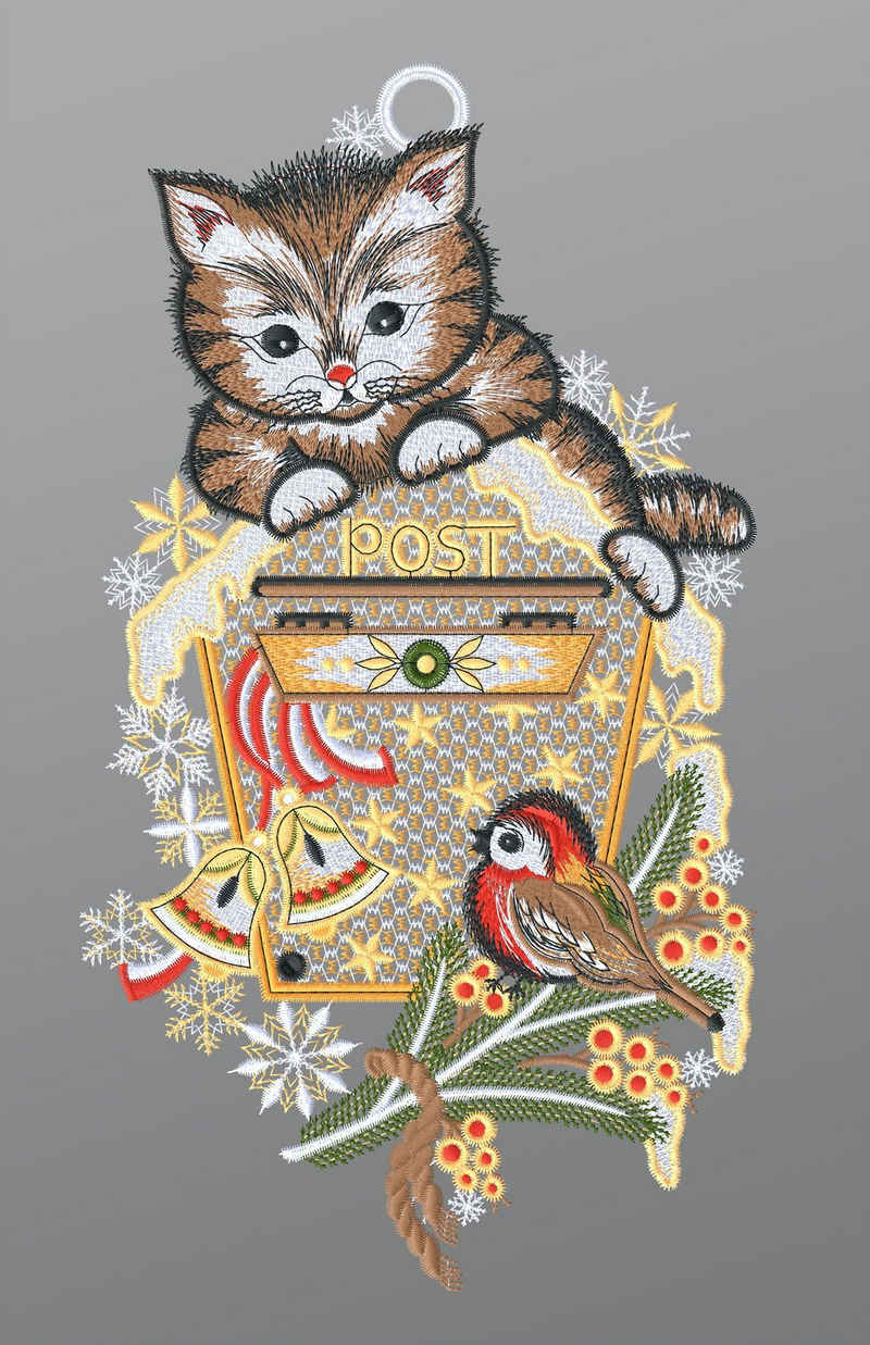 Plauener Spitze® Fensterbild Kätzchen mit Vogel und Briefkasten, HxB 33x18cm