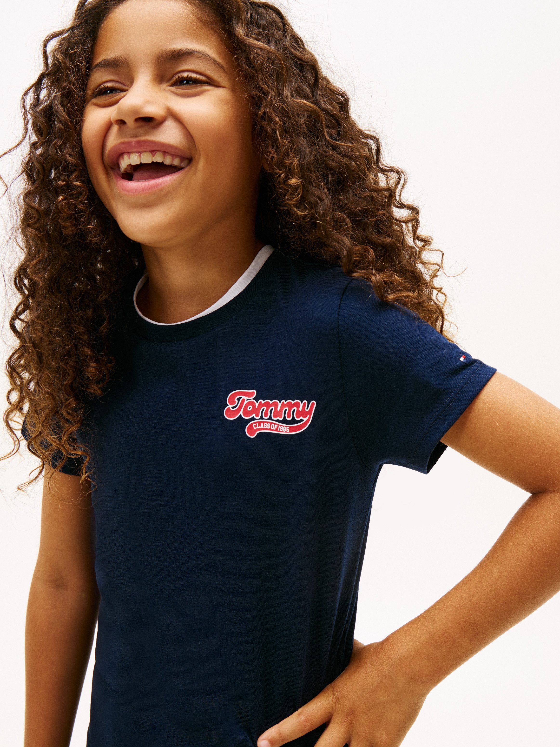 Tommy Hilfiger T-Shirt TOMMY GRAPHIC FLOCK TEE S/S Kinder bis 16 Jahre, Druck
