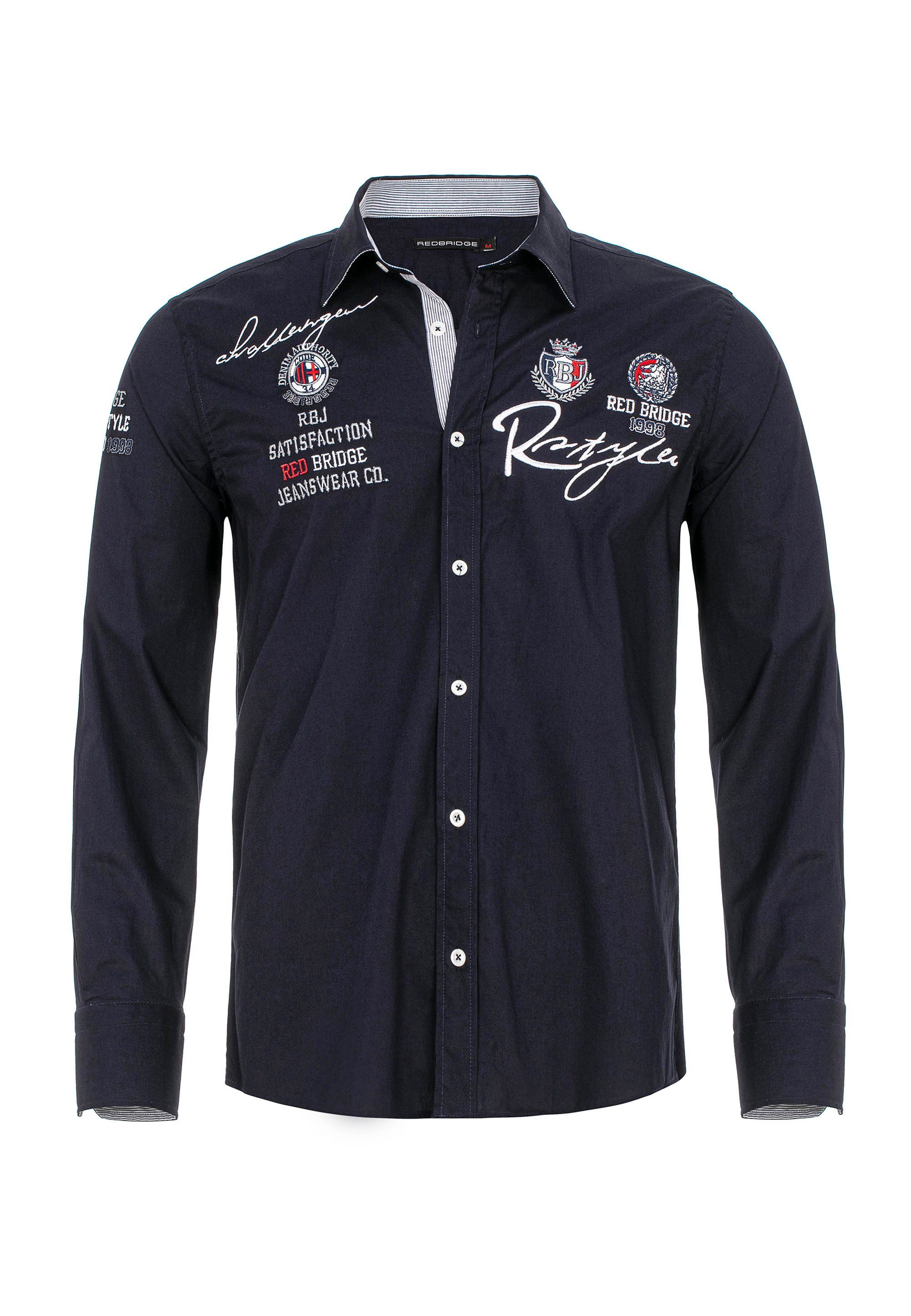 RedBridge Langarmhemd mit Stickerei Fit-Schnitt City Slim im dunkelblau Jersey