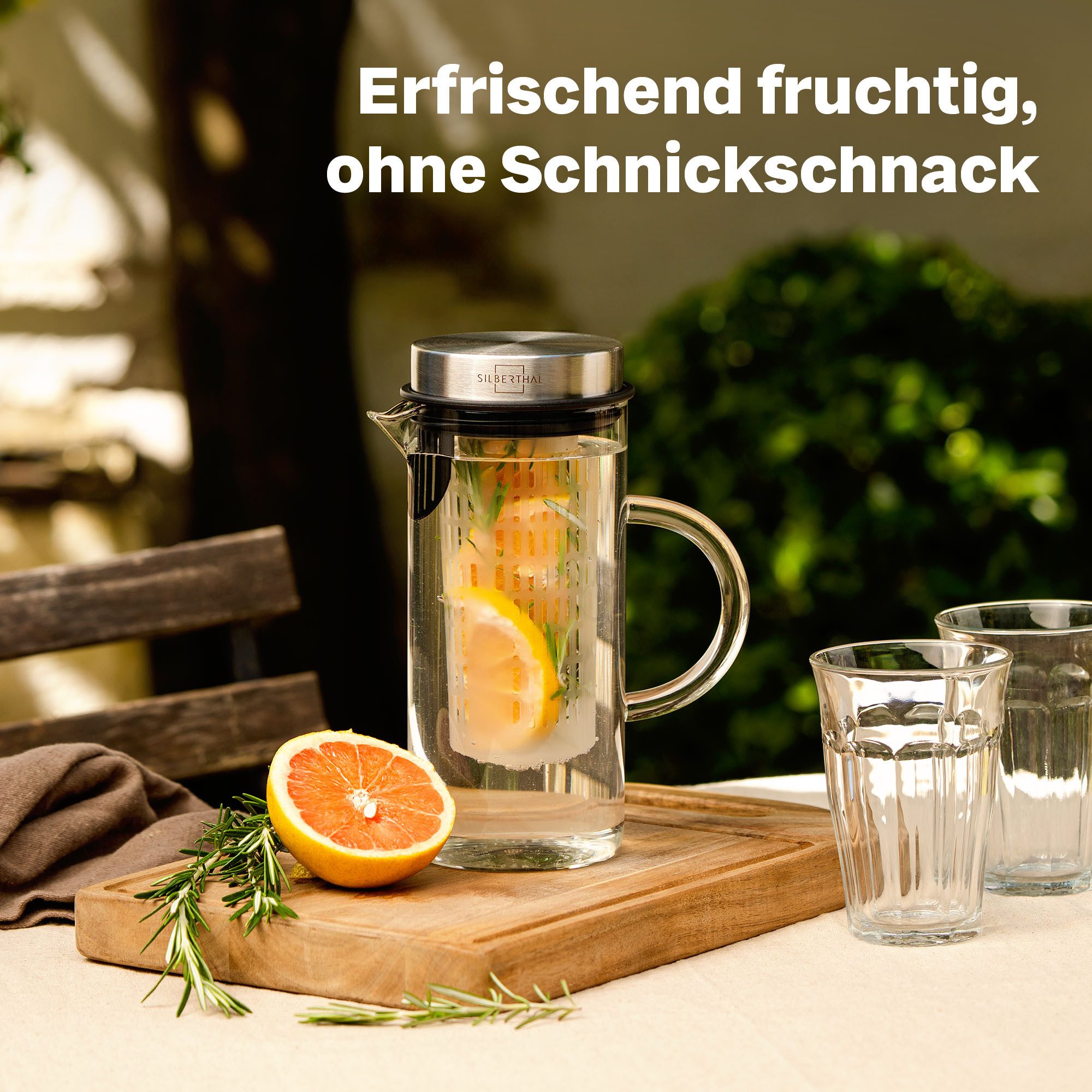 SILBERTHAL Wasserkaraffe aus Glas mit Deckel, (1-tlg), für Kalt- & Heißgetränke