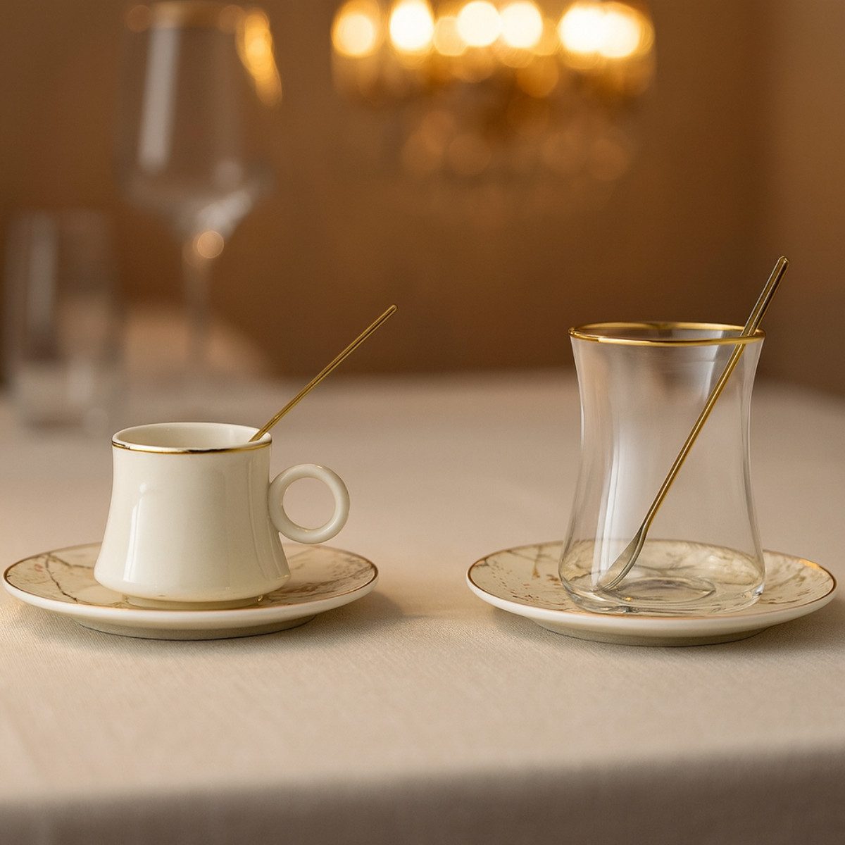 Teeglas - Espresso Set 24 teilig inkl. Untertasse und Löffel Weiß Gold
