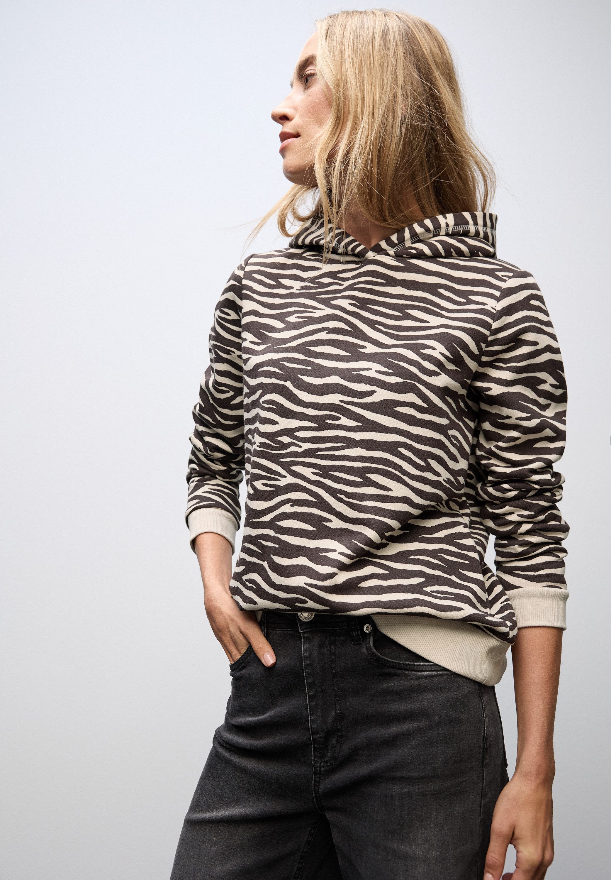 STREET ONE Kapuzensweatshirt mit Animal-Print günstig online kaufen