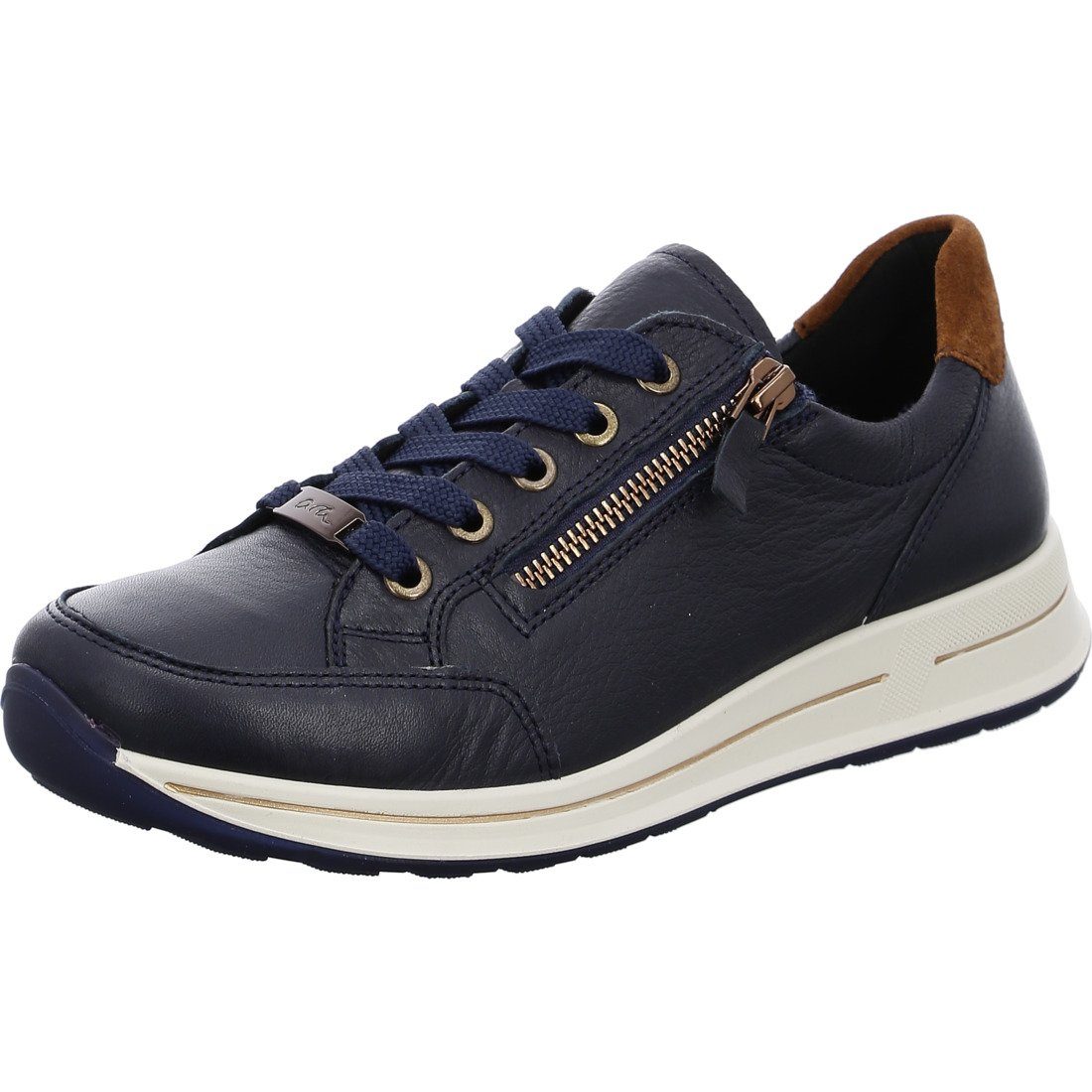 Ara Osaka Sneaker