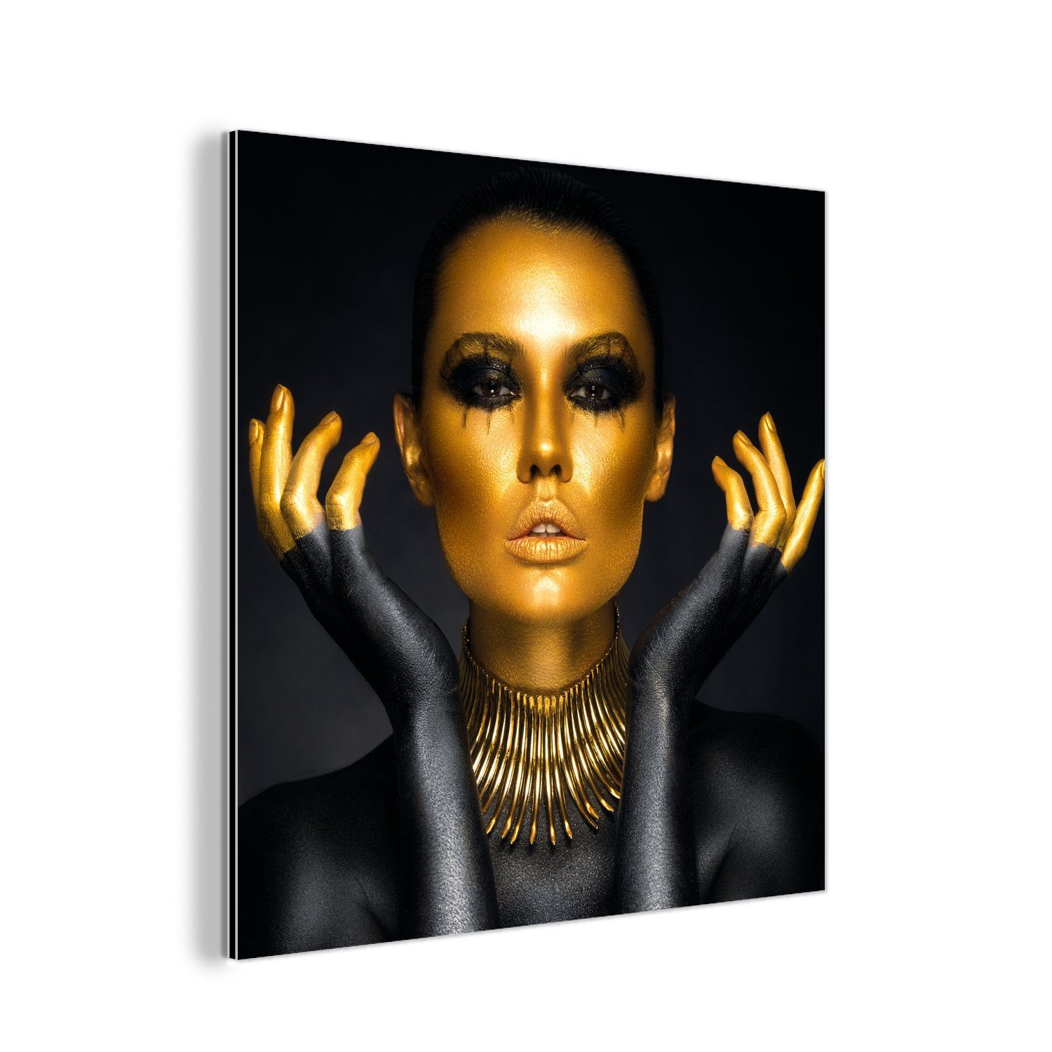 MuchoWow Metallbild Frau - Porträt - Gold - Luxus - Schwarz, (1 St), Alu-Dibond-Druck, Gemälde aus Metall, Aluminium deko