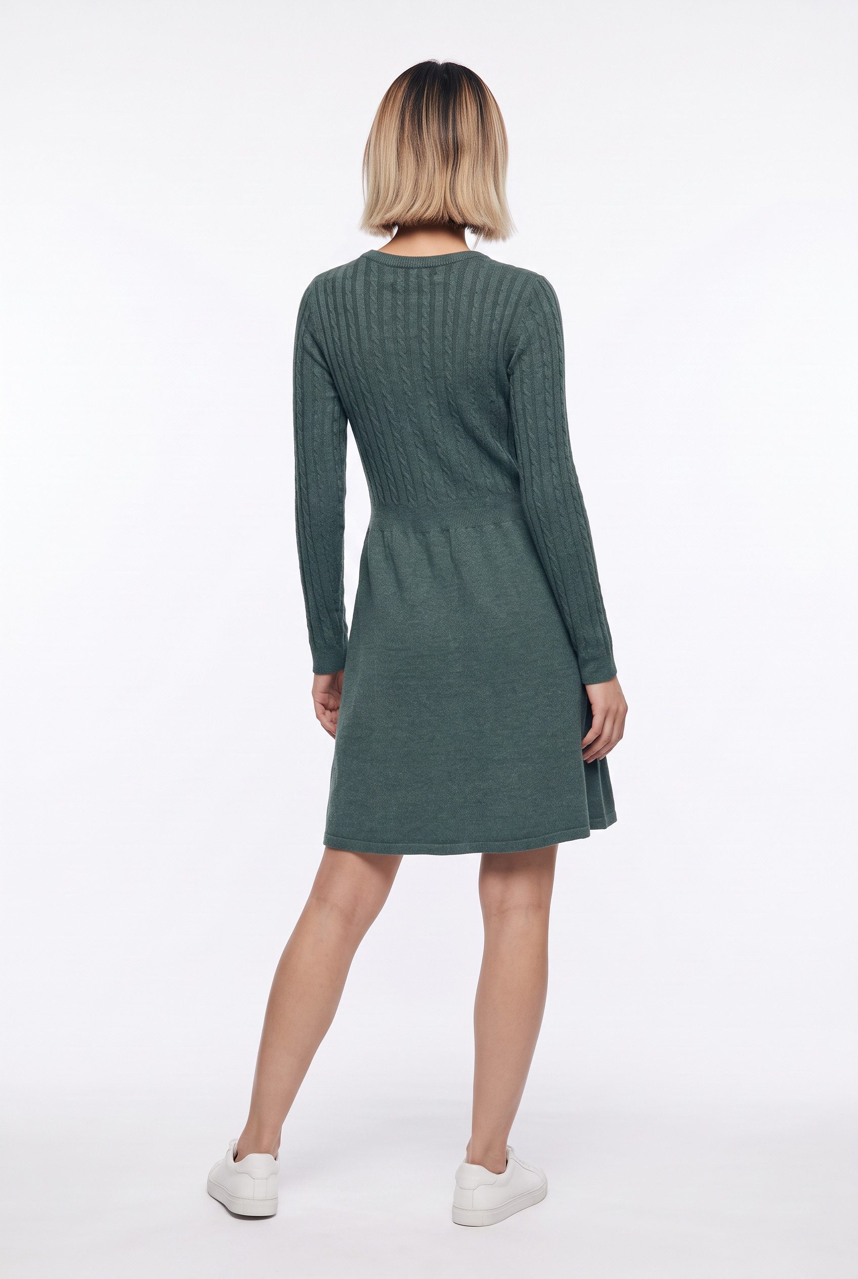 ONLY Strickkleid ONLFIA LS CABLE DRESS KNT Viskosemischung, regular fit – Bild 2 von 5