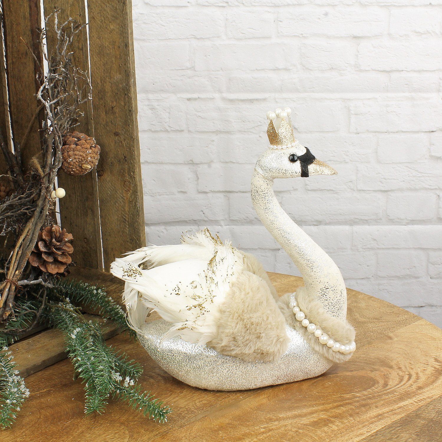 Macosa Home Dekofigur, Deko Schwan mit Krone und Perlenkette 29 cm hoch  Tier-Figur glänzend Dekofigur Weihnachtsdeko deko Schwan Schwanensee
