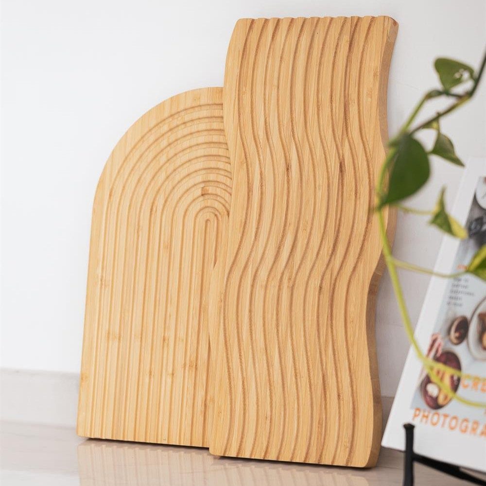 Mien Servierplatte Boho Deko Servierbrett, Snacks Teller in Wellenbogenform, Bambus, (Langlebig, 1-tlg., Maße: 39 x 15 x 2 cm I Natürliche Holzmaserung), Stilvolle Wohn- und Tischdekoration