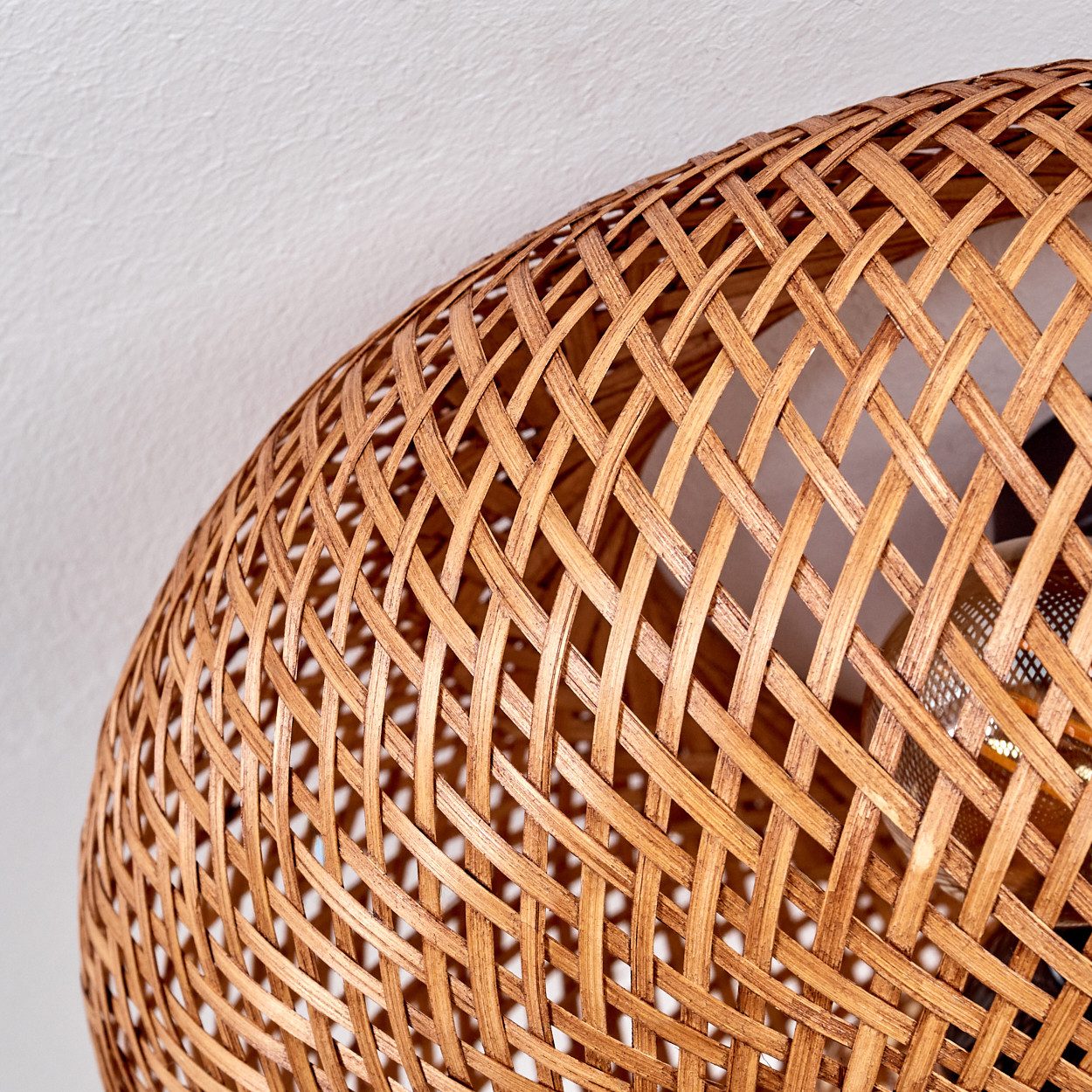 hofstein Deckenleuchte moderne Deckenlampe aus Metall/Bambus/Holz in Schwarz/Natur, ohne Leuchtmittel, Boho-Design Deckenleuchte,Lichteffekt, Ø40cm, 3xE27, ohne Leuchtmittel