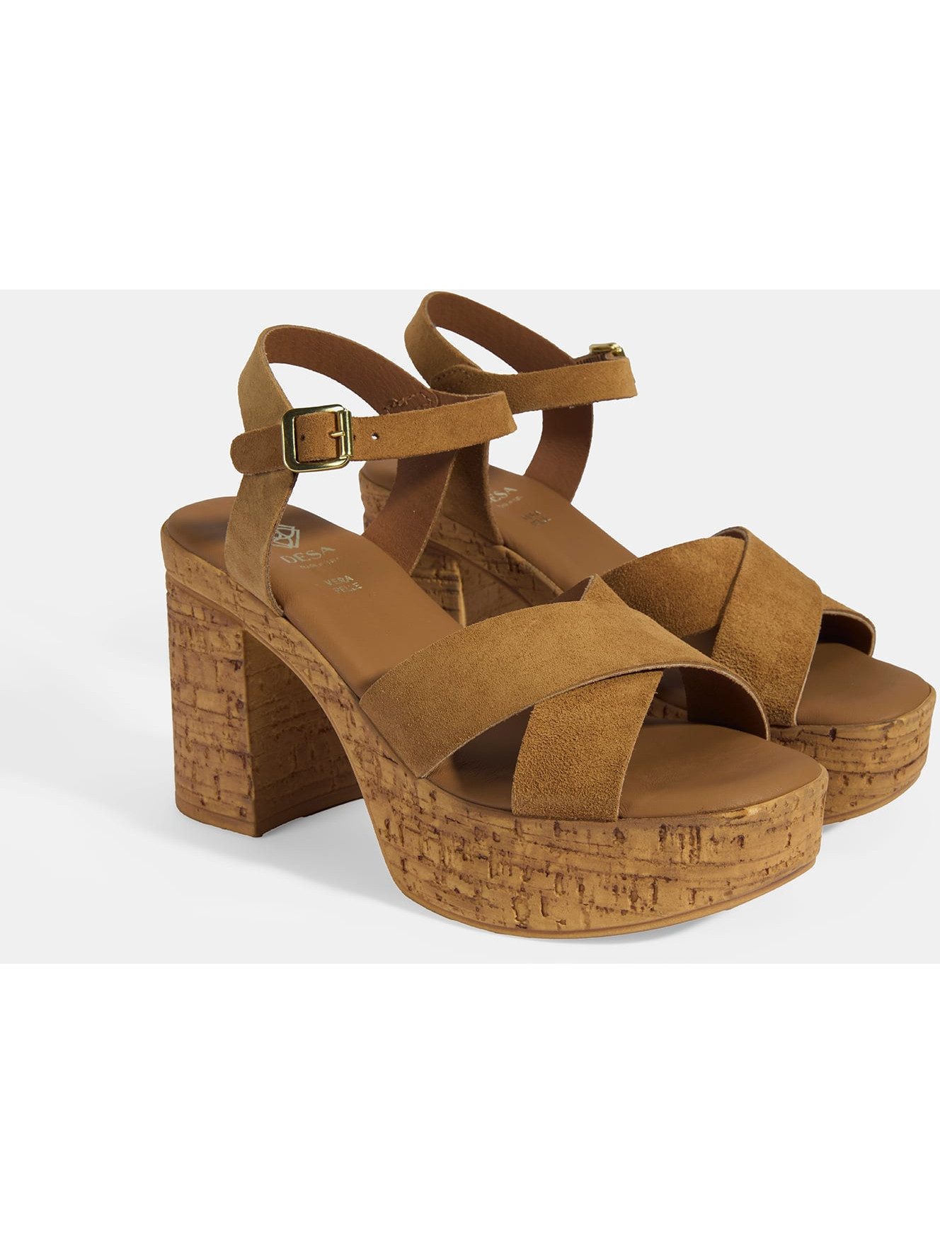 Desa DESA Damen-Sandalen aus Wildleder mit Schnalle und 12 cm hohem Plateau Sandale