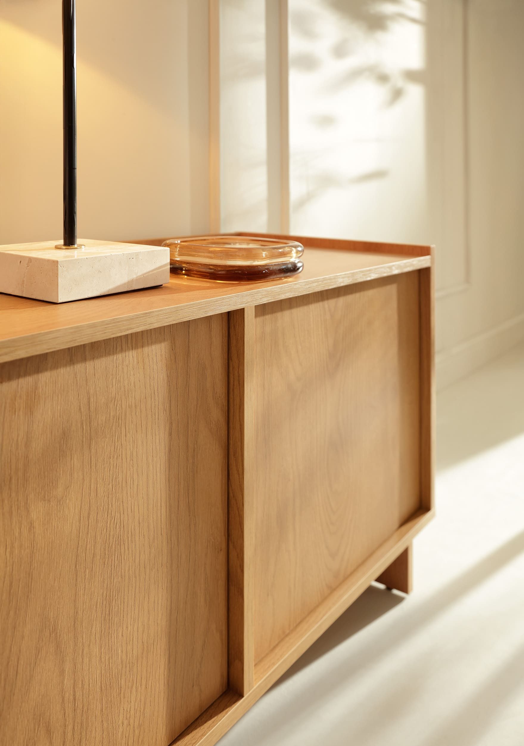MOEBLO TV-Board TV-Schrank 195 LILIE (Eiche Caramel - modernes TV Möbel, Fernsehtisch, TV Bank & TV Tisch, grifflos mit Push-to-Open, viel Stauraum, 195 cm brei – Bild 5 von 5