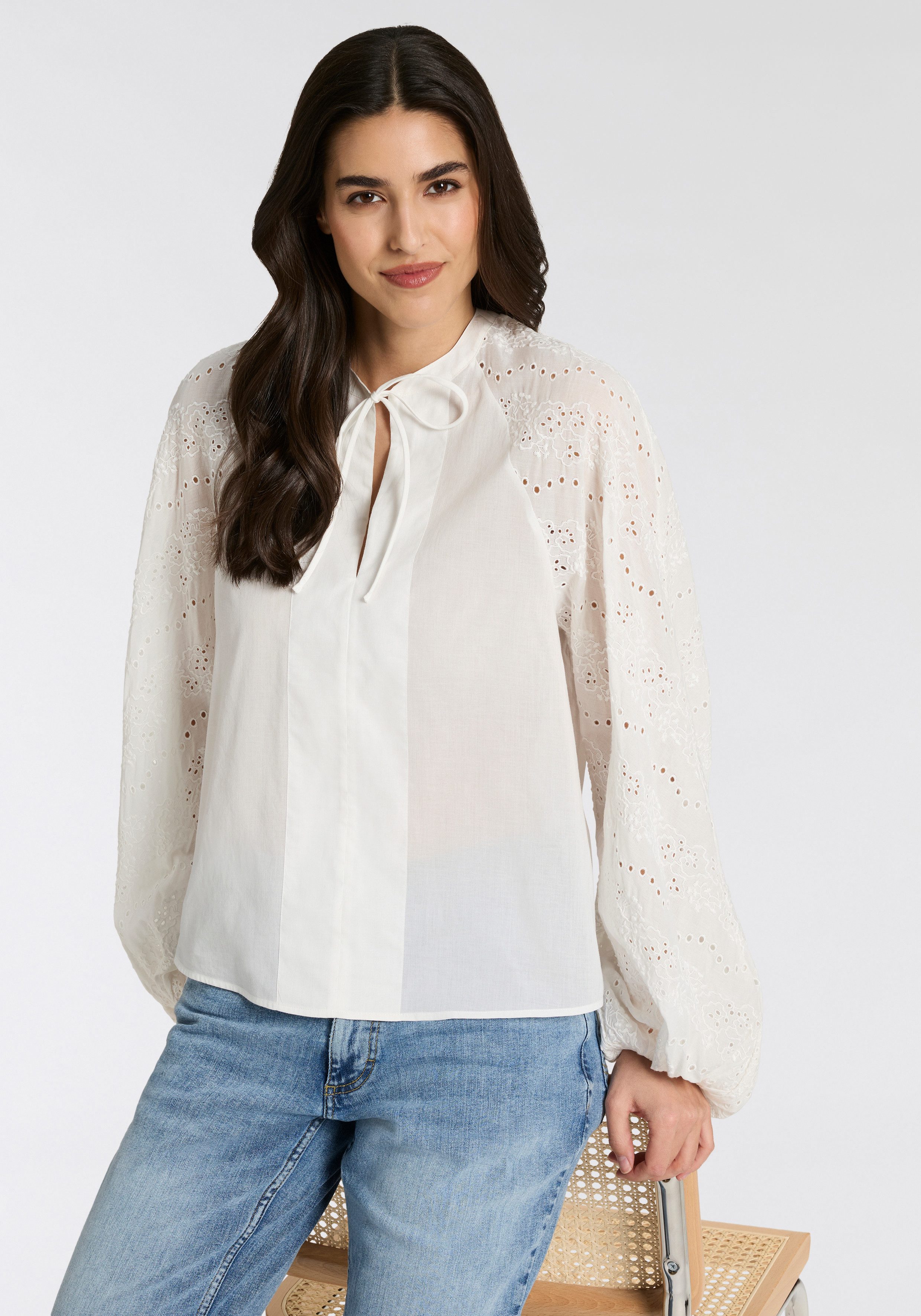 BOSS ORANGE Langarmbluse Belvast Premium Damenmode Baumwoll-Musselin mit Broderie-Anglaise