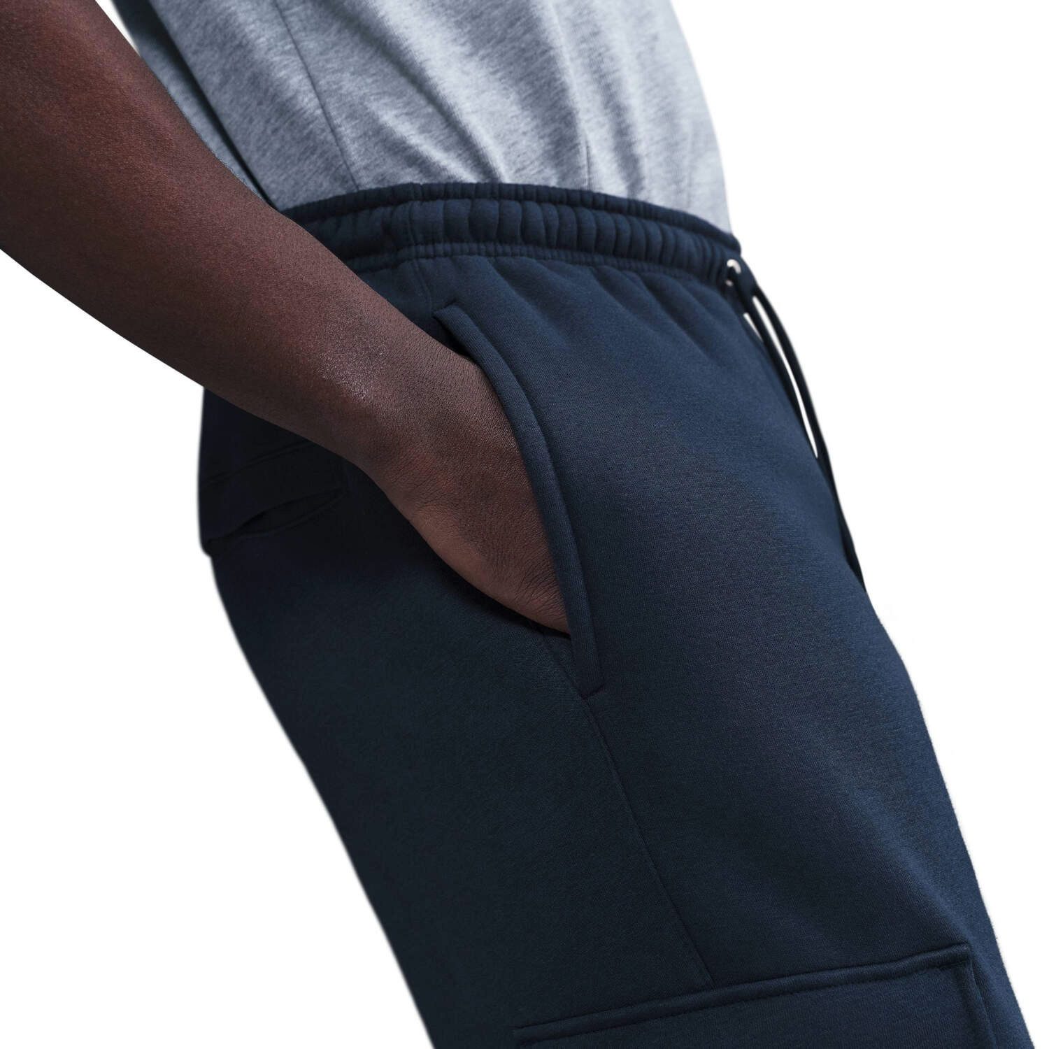 Nike Sportswear Trainingshose Nike Herren Trainingshose CLUB BB CARGO PANT FN3805