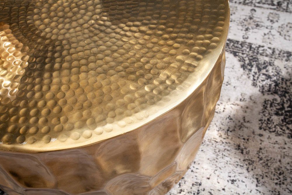 riess-ambiente Couchtisch ORGANIC ORIENT Ø55cm gold (Einzelartikel, 1-St), Wohnzimmer · Metall · rund · Hammerschlag 3D-Design · handmade – Bild 4 von 5