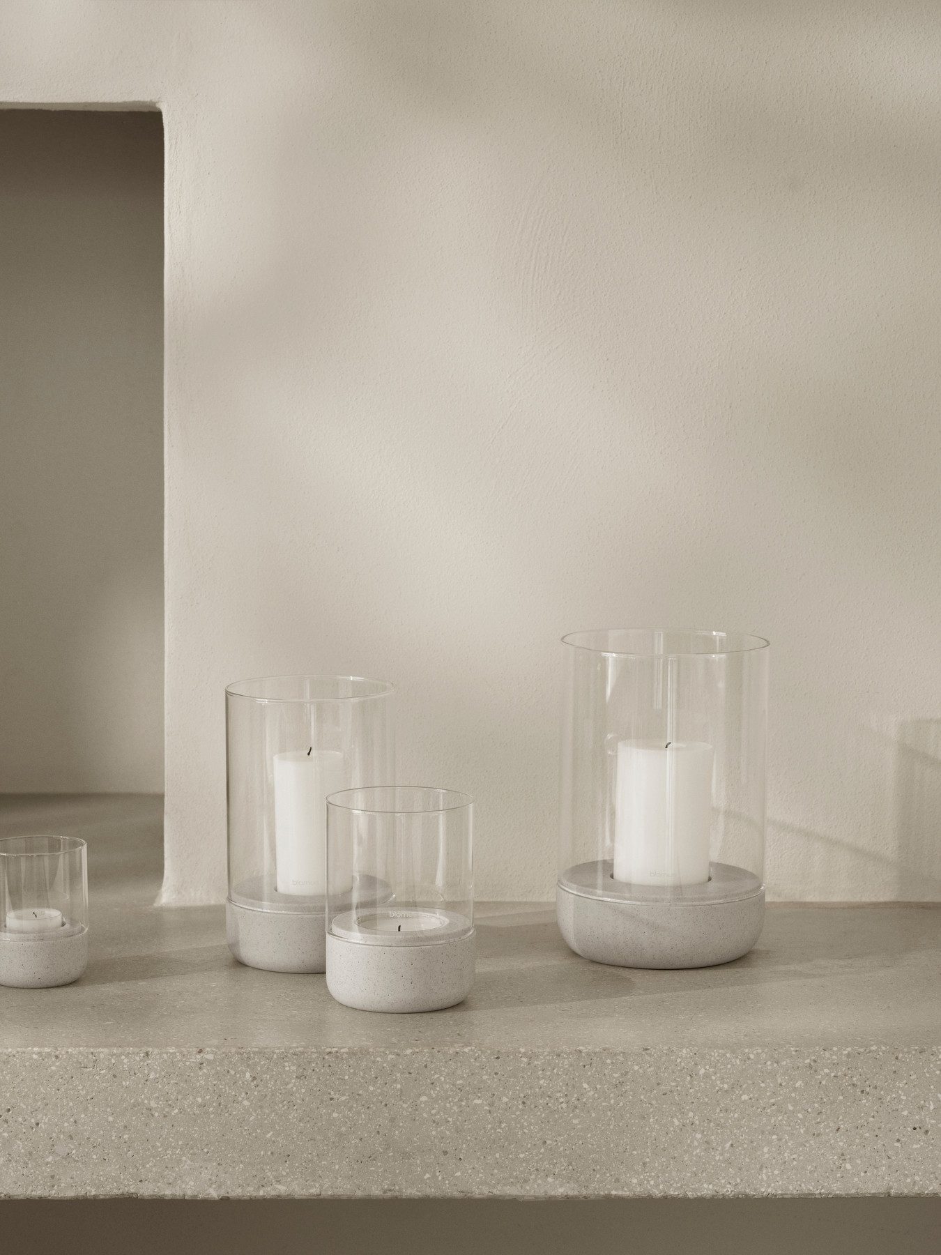 blomus Windlicht -CALMA- Glas Kerzenhalter, Stimmungslicht: modernes Deko-Design (2 St), Exklusive Betonoptik, Handgefertigt, Verschiedene Größen & Farben
