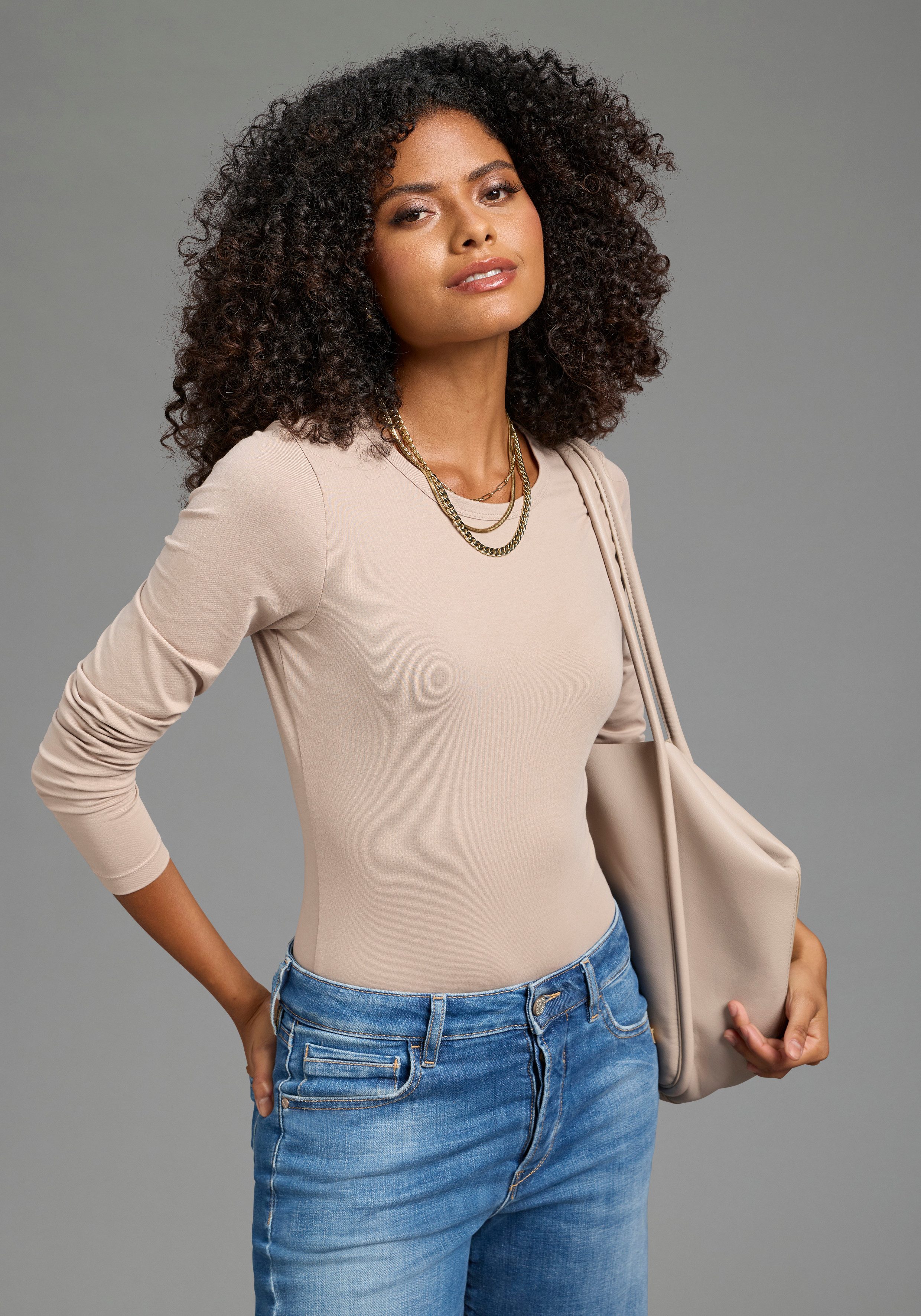 Laura Scott Langarmbody aus elastischer Baumwollmischung, figurbetonte Passform. € 17,99, (€ 17,99 pro 1 Stk).
