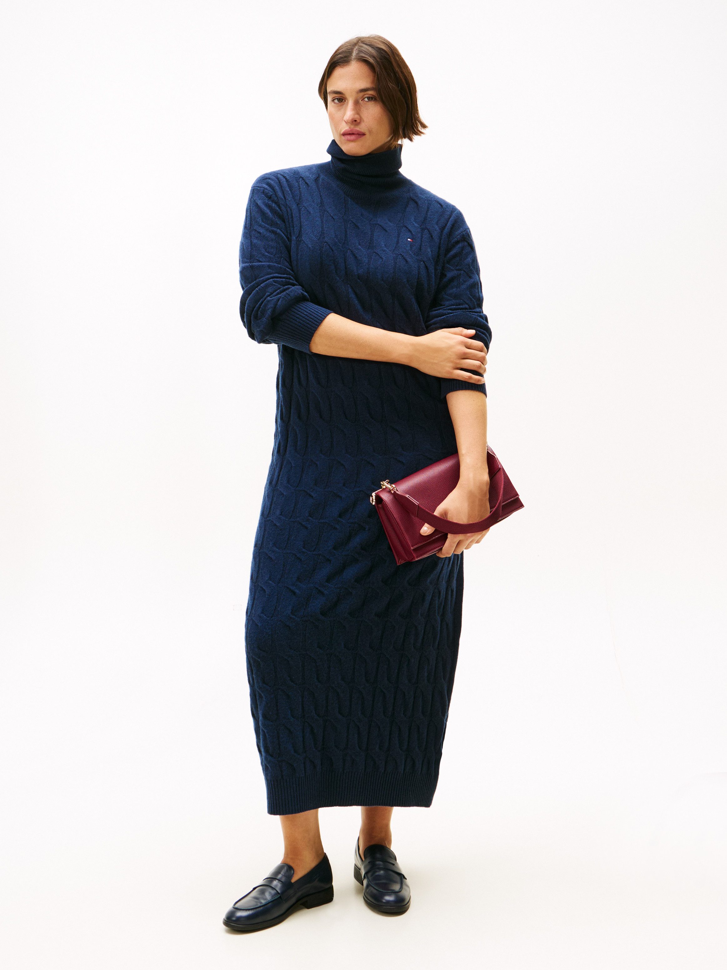 Tommy Hilfiger Curve Strickkleid CRV SOFT WOOL CABLE ROLL-NK DRS in großen Größen, mit Zopfmuster, aus reiner Wolle