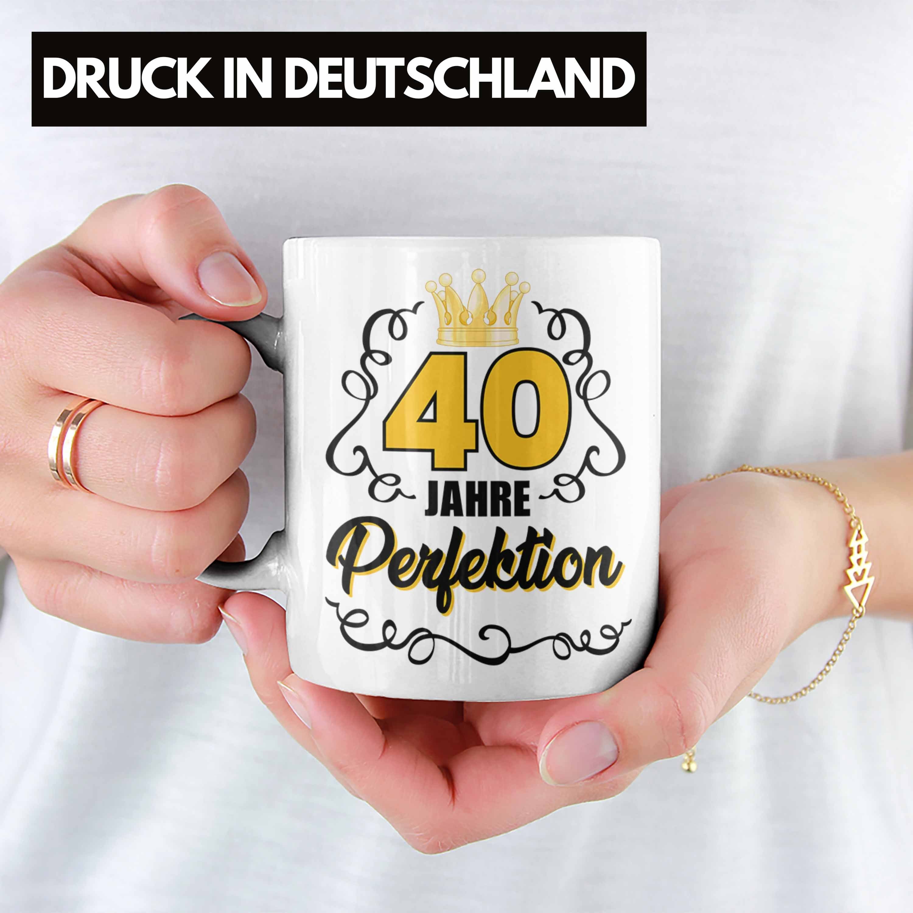 Trendation Tasse 40. Trendation Geschenkidee Perfektion Spruch Frauen Geburtstag Weiss Geschenk Tasse Geburtstag - 40er